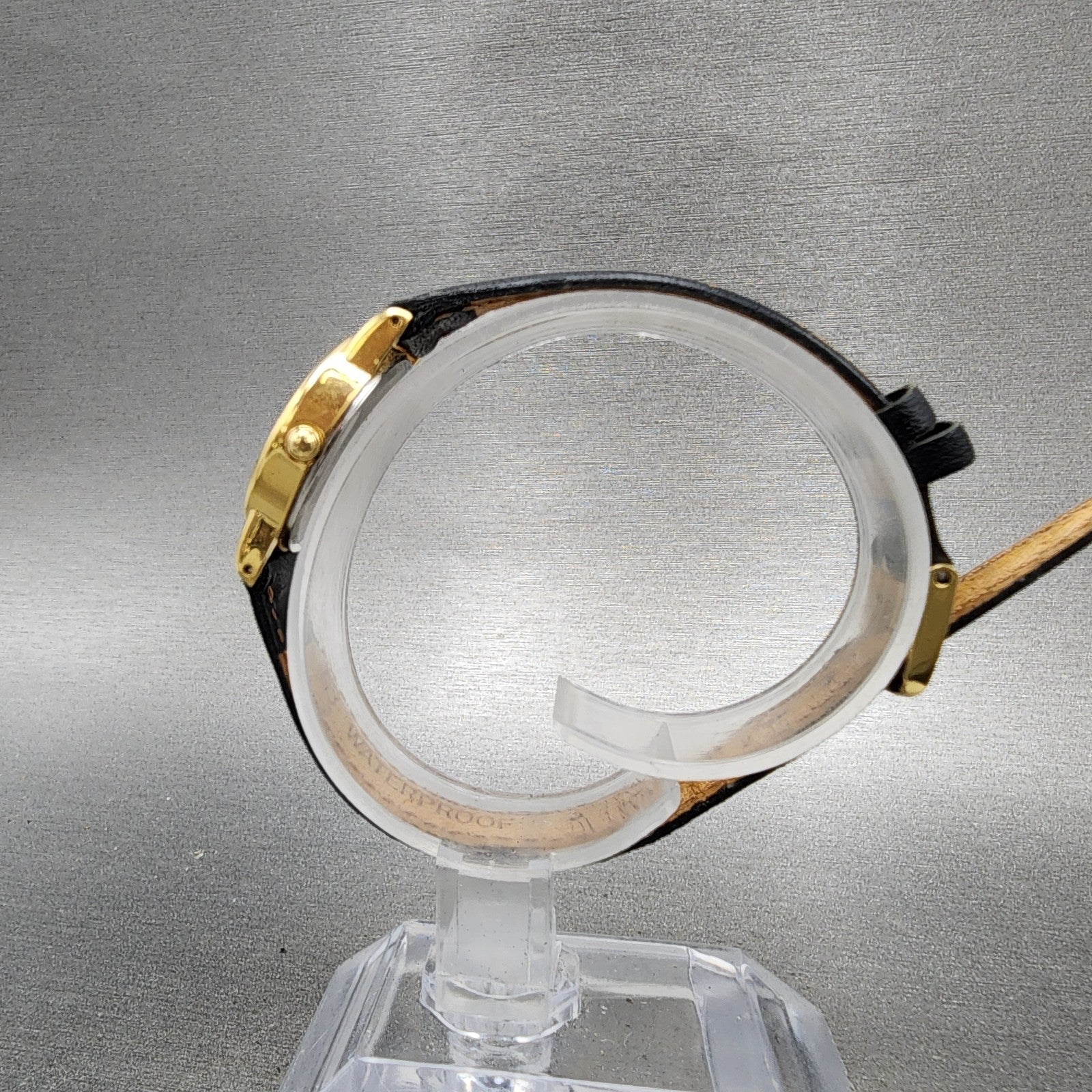 Seiko Watch Women 22mm White Dial Gold Tone Round 2P210A20 New battery VTG7