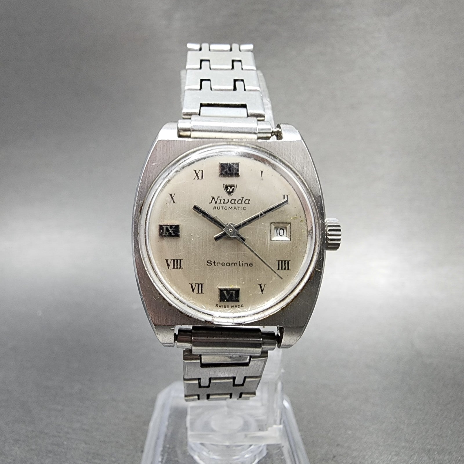 Nivada Streamline Automatic Watch Women 26mm Silver Dial Silver Tone Date Runs5