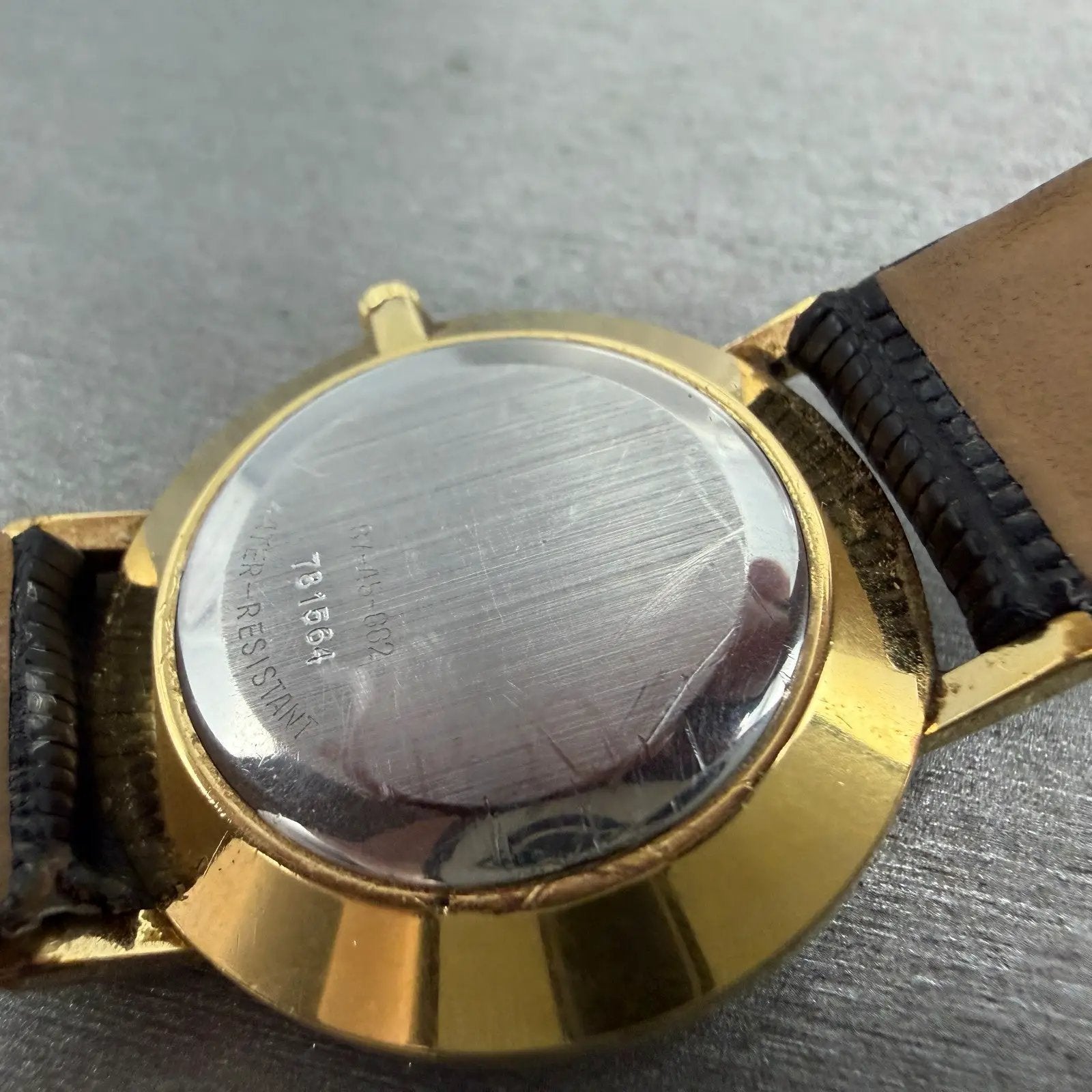 Movado Museum Watch Men 31mm Black Dial Gold Tone Round 87-45-882 New Battery N610