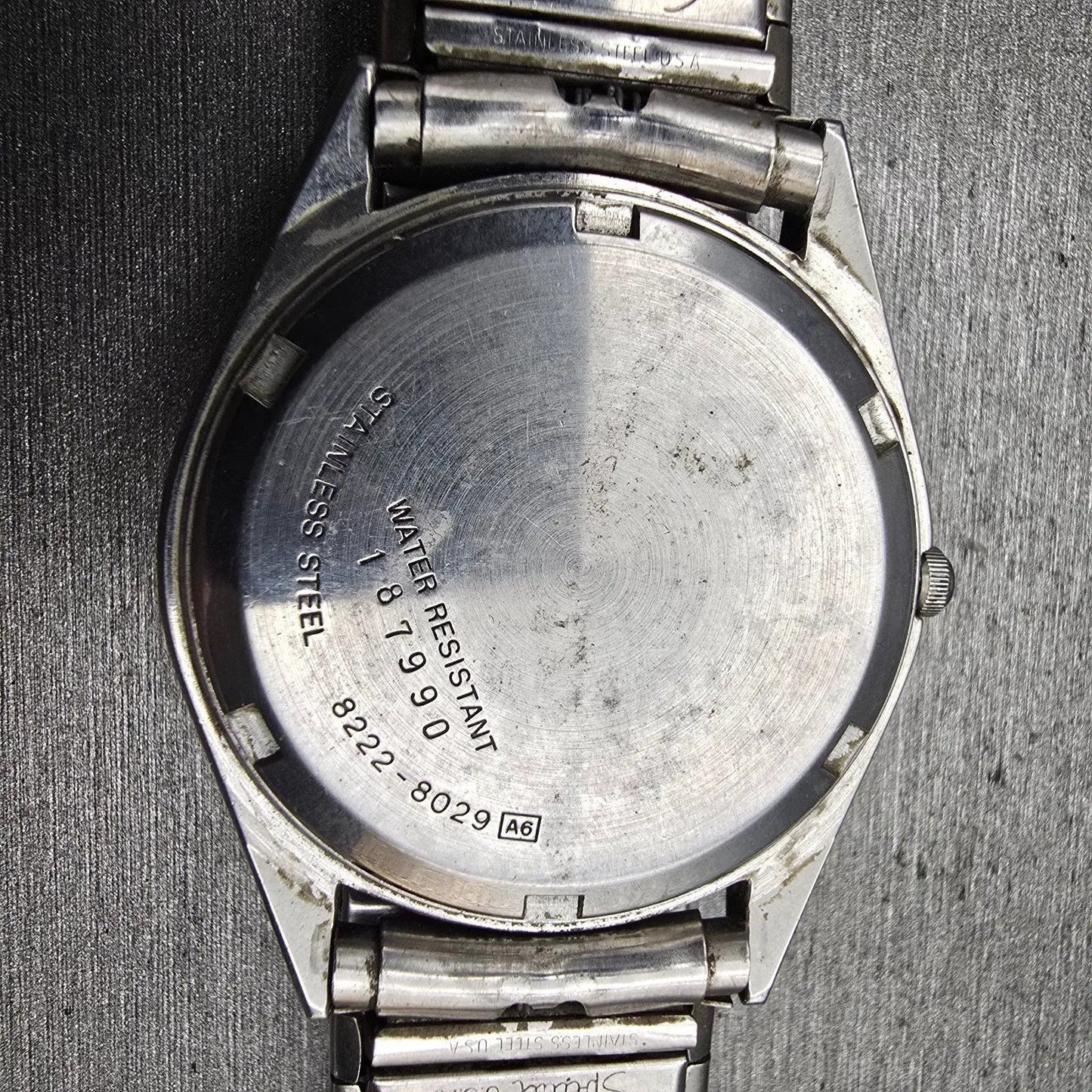 Seiko SQ Watch Men 35mm Silver Dial Silver Tone Date Round 8222-8029 New Battery10
