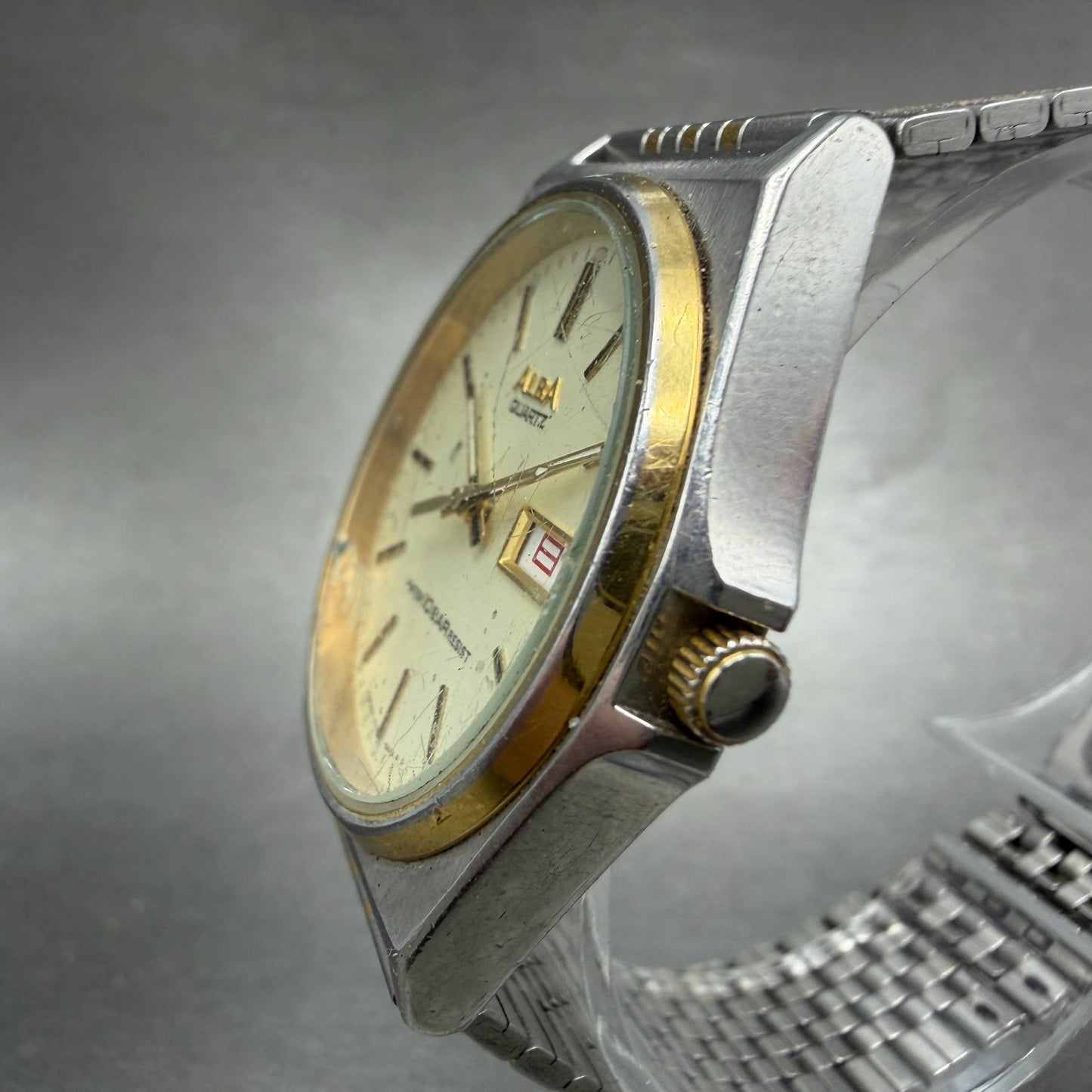 Seiko Alba Watch Men 35mm Champagne Dial Two Tone Daydate V743-8A10 New Battery22