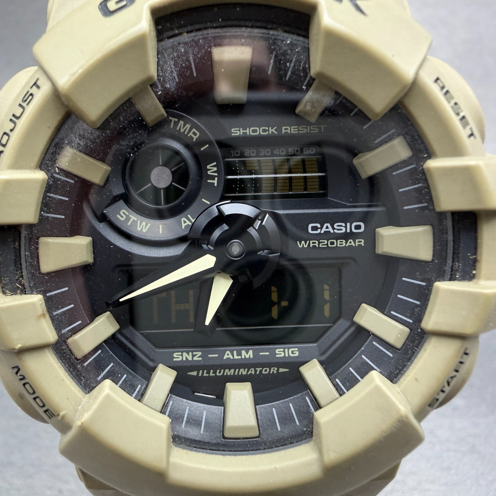 Casio G-Shock GA-700UC Watch Men 53mm Brown Analog Digital Alarm Chrono New Batt1