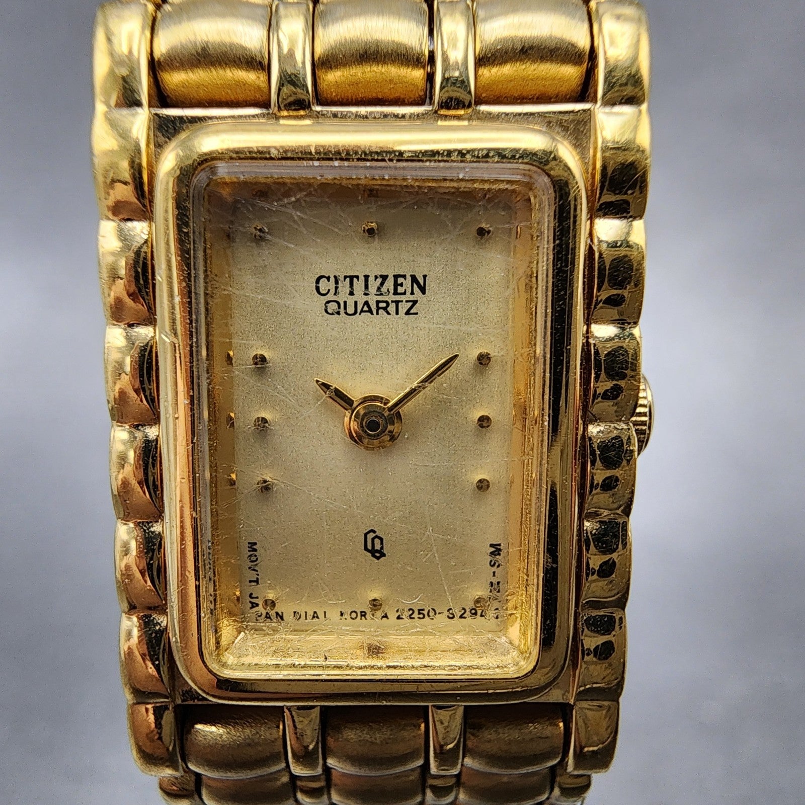 Citizen CQ Watch Women 15mm Champagne Dial Gold Tone Rectangle 2250S07092 Runs1