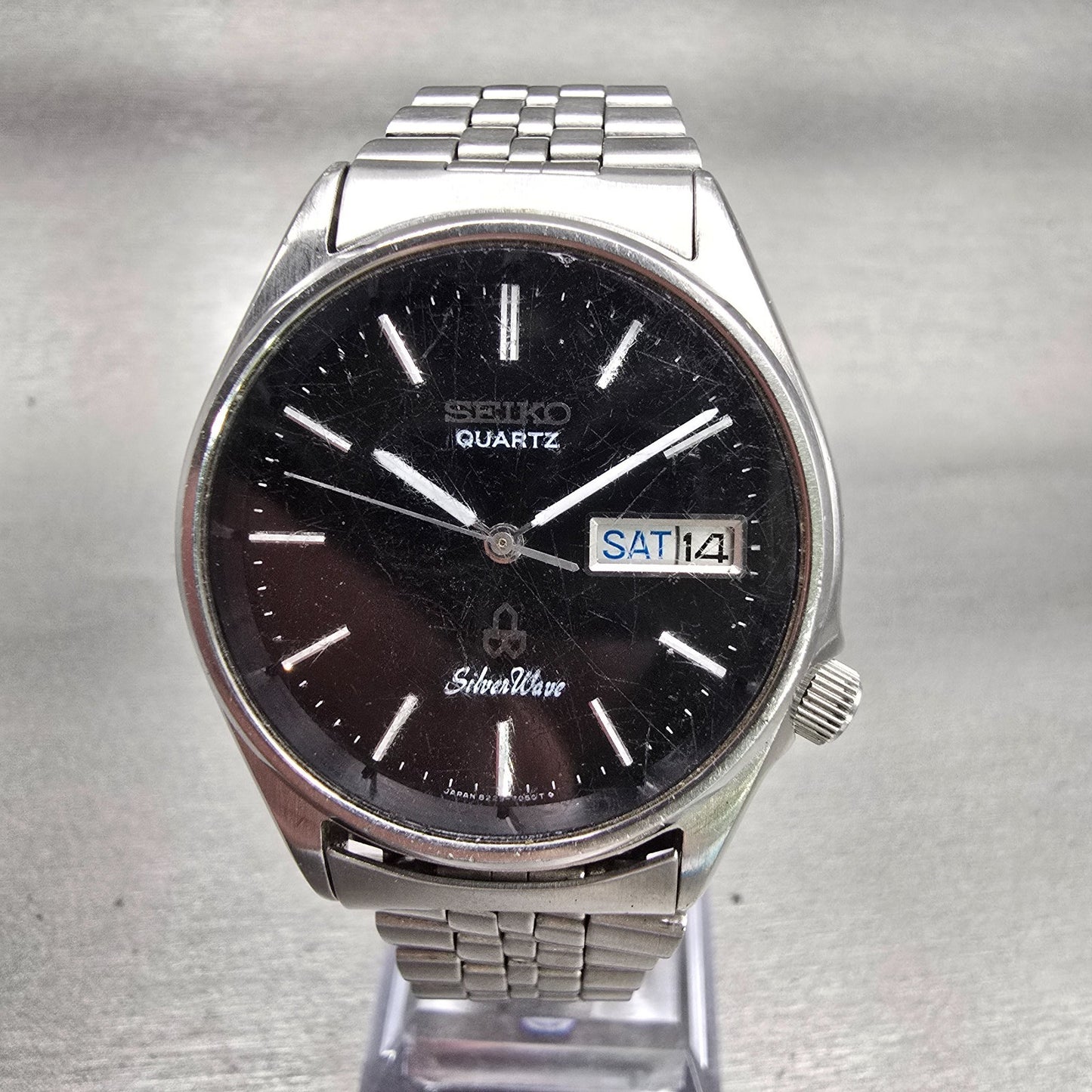 Seiko SilverWave Watch Men 35mm Black Dial Silver Tone Daydate 8229-7038 New Bat0