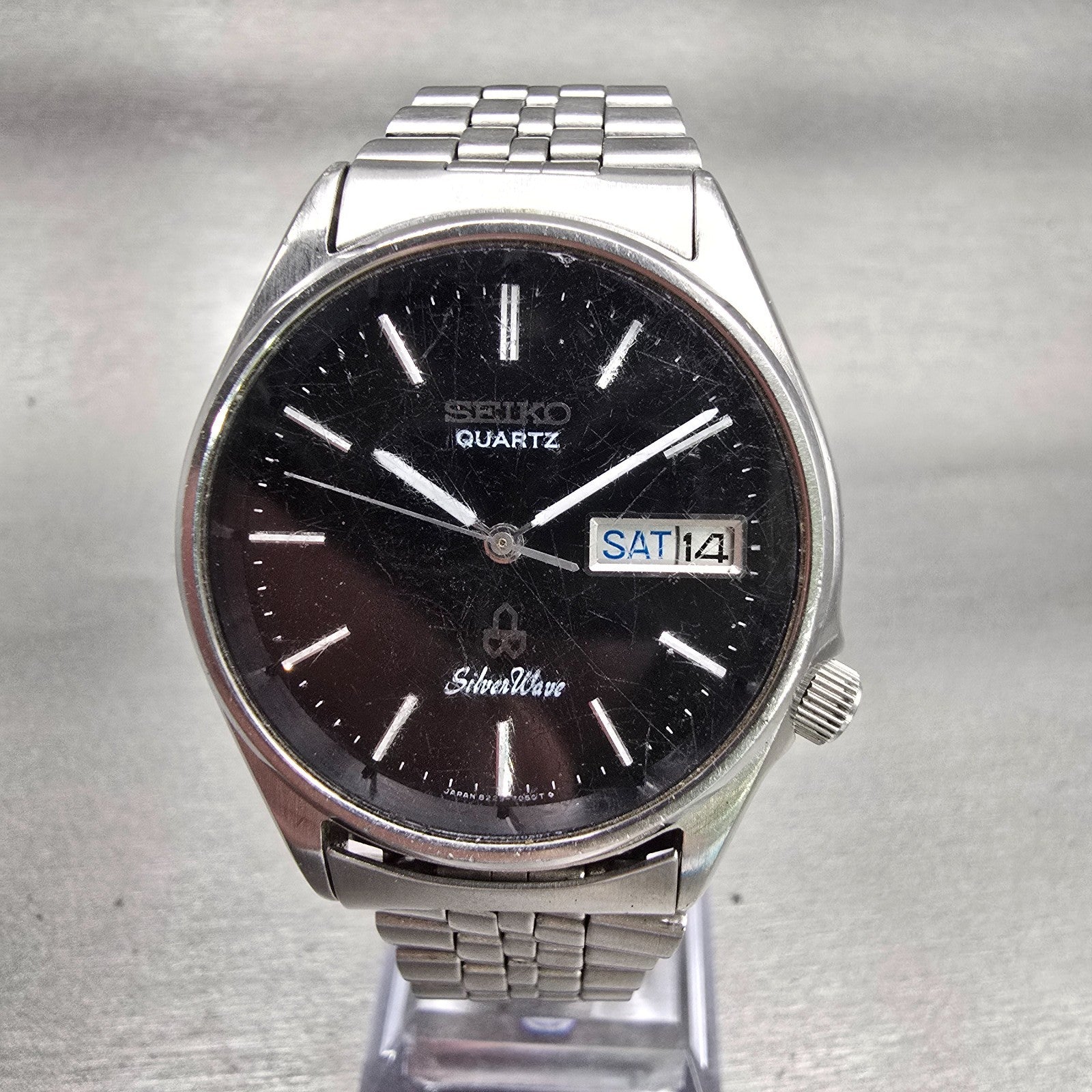 Seiko SilverWave Watch Men 35mm Black Dial Silver Tone Daydate 8229-7038 New Bat0