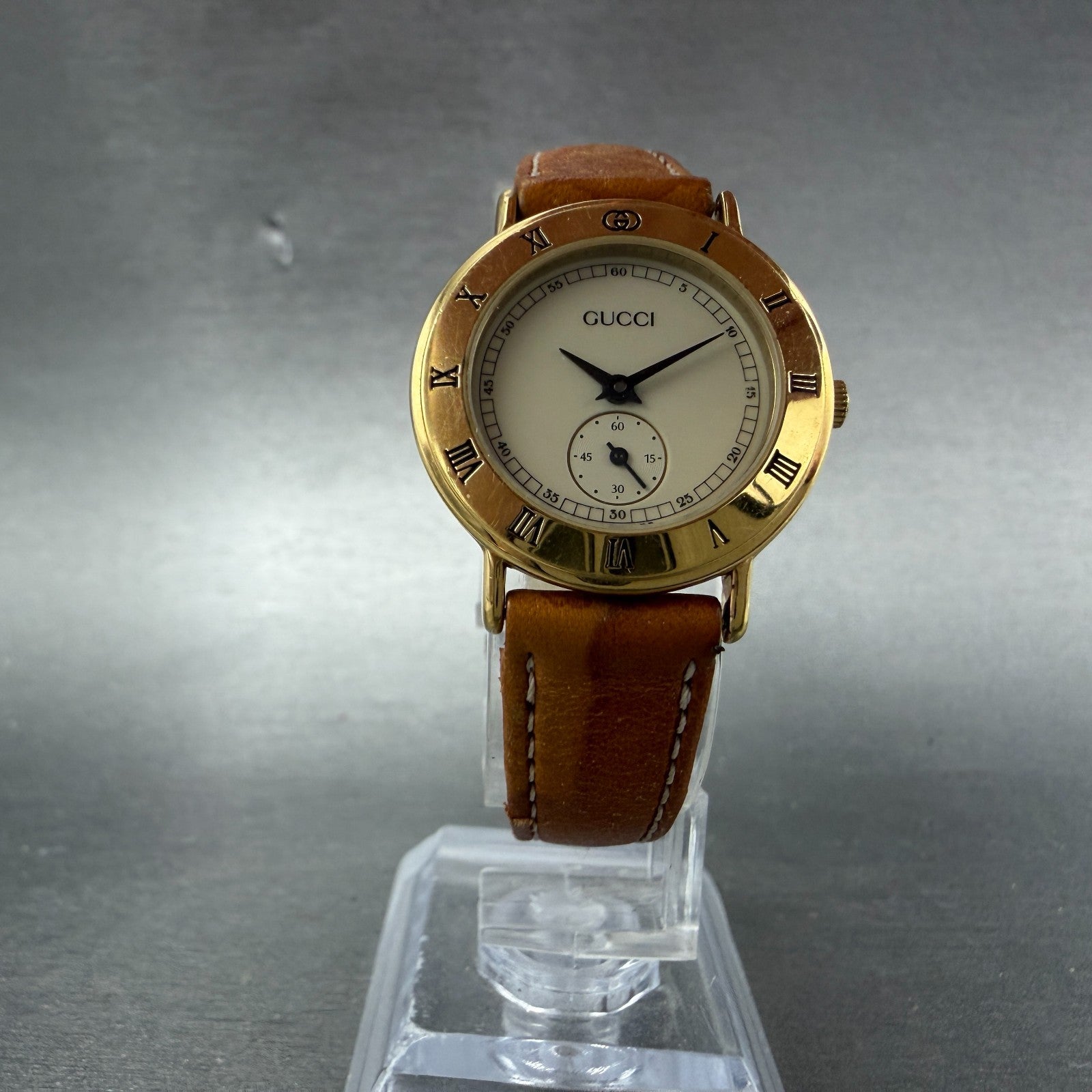 Gucci 3000.2.L Watch Women 26mm Cream Dial Gold Plated Small Seconds PARTS6