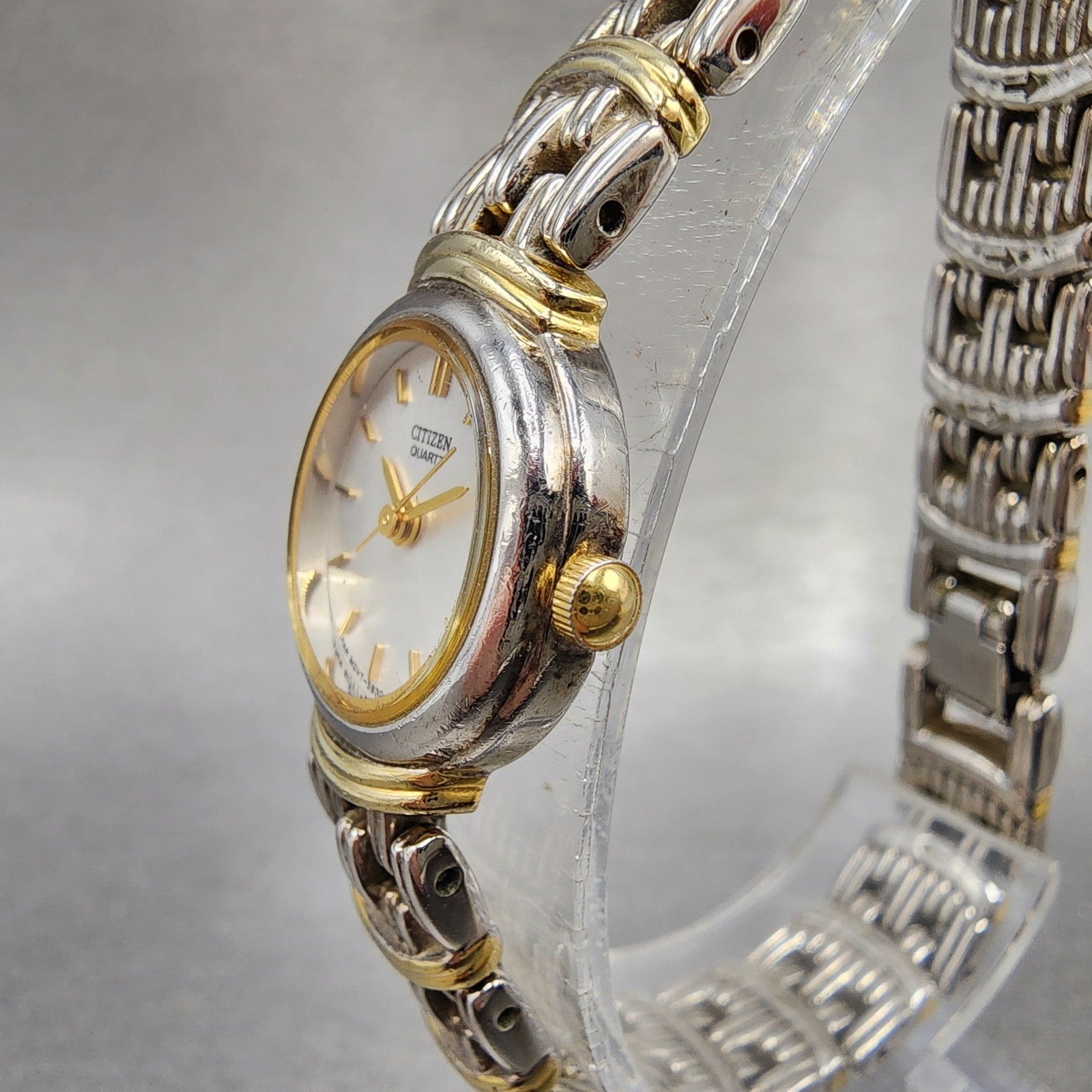 Citizen Watch Women 19mm Silver Dial Two Tone Round 5930S72242 New Battery2