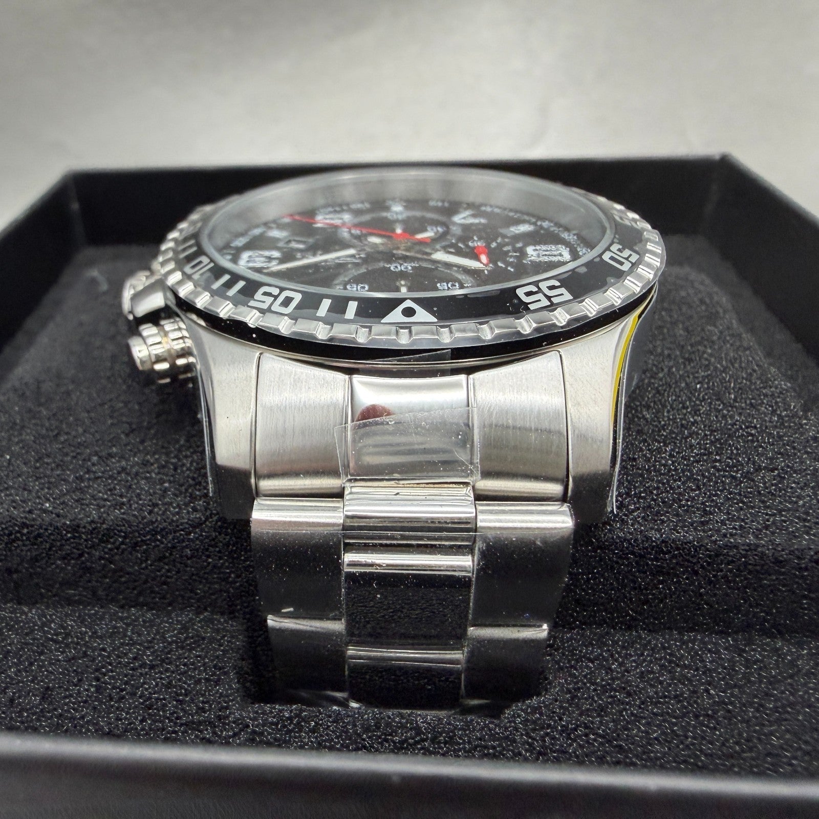 Invicta Specialty Chronograph Watch Men 45mm Black Dial Silver Tone Date 148754