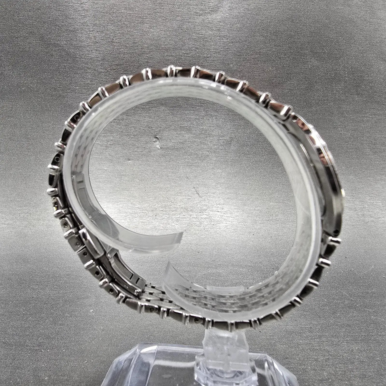 Wittnauer Watch Women 25mm White Dial Silver Tone Round 12R05 New Battery9
