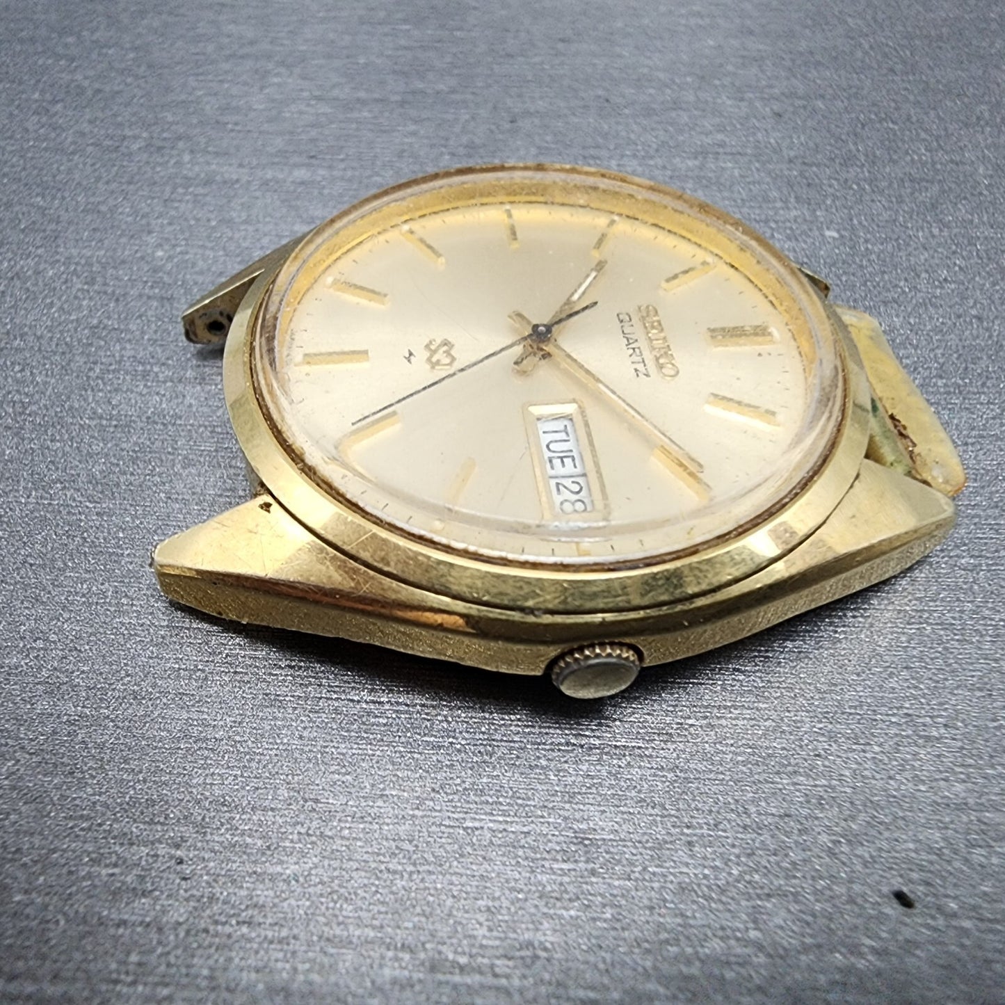 Seiko SQ Watch Men 36mm Champagne Dial Gold Tone Daydate Round 43368089 PARTS6