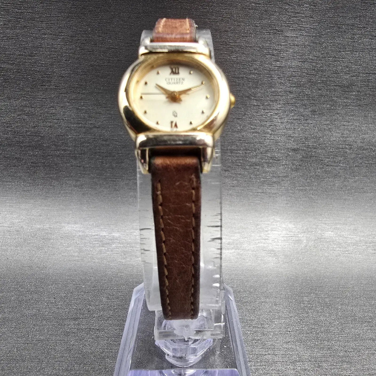 Citizen CQ Watch Women 19mm Champagne Dial Gold Tone Round 5930-K00845 New Batt65