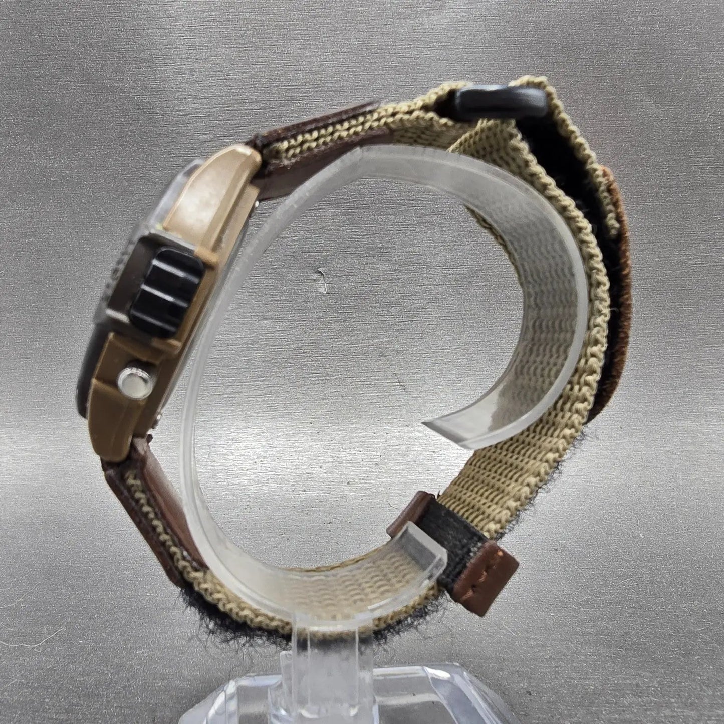 Casio FT-500 Watch Men 42mm Analog Digital Cream Dial Brown Case New Battery SRT6