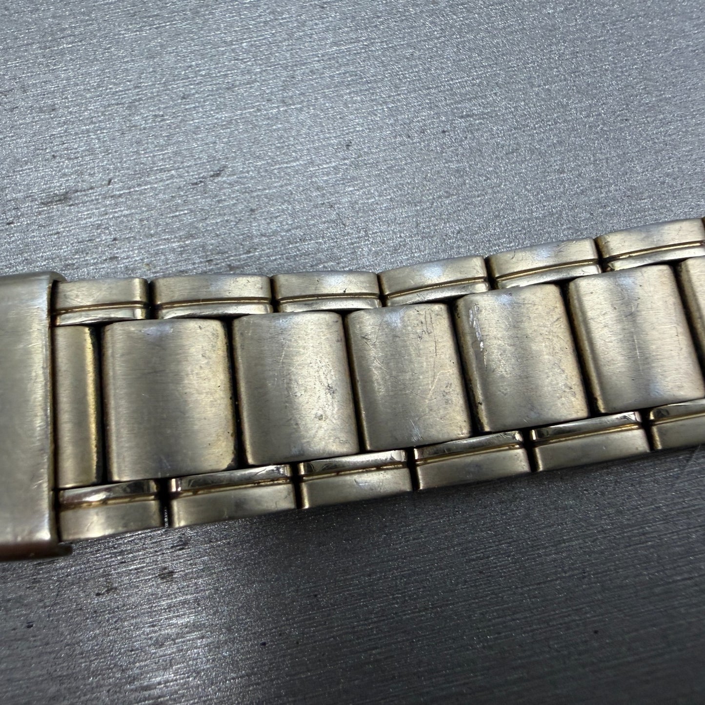 Seiko Bracelet 20mm Stainless Steel Gold Tone Tri Folding Clasp M03N-D-E Japan3