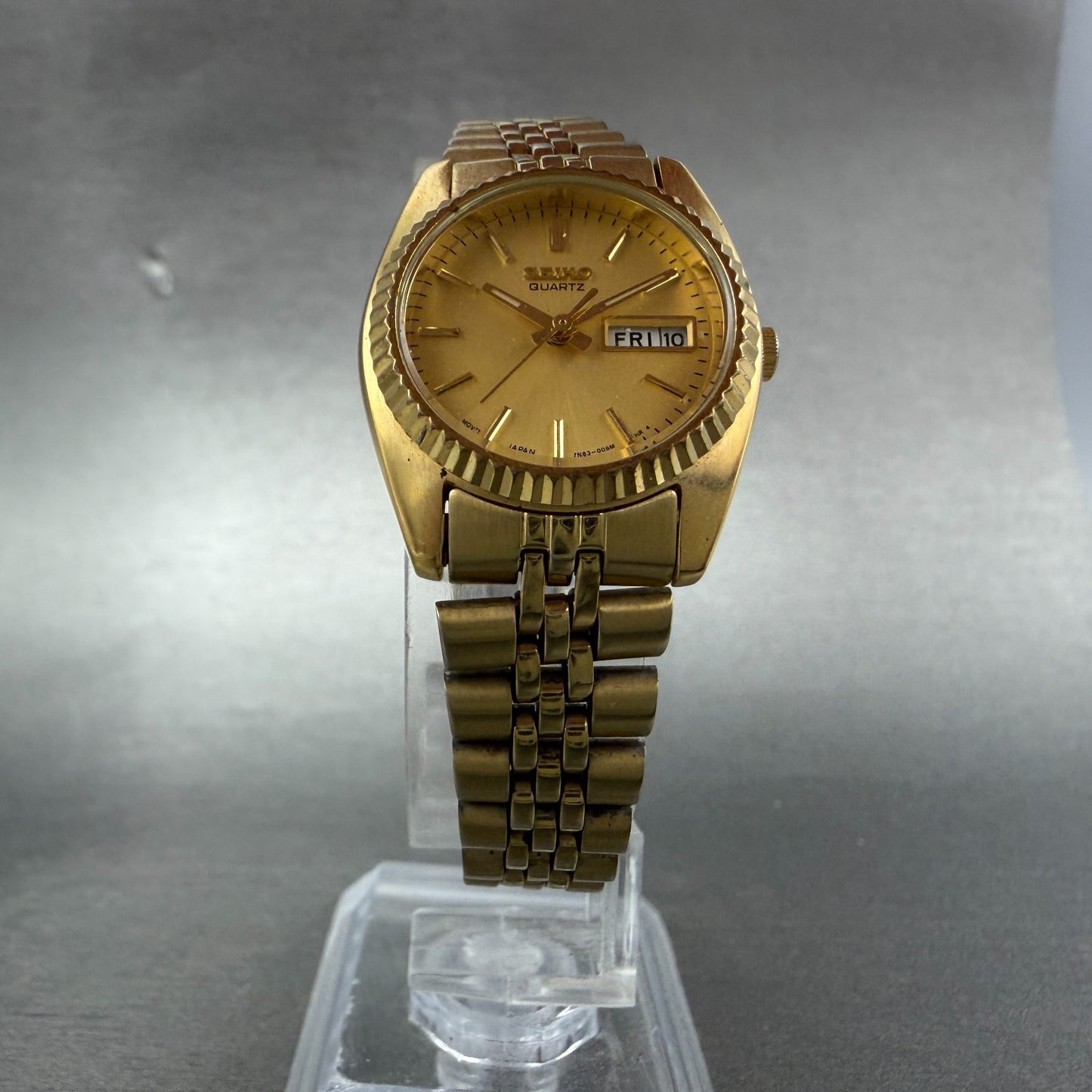 Seiko Watch Women 25mm Gold Dial Gold Tone Daydate Round 7N83-0041 New Battery S5