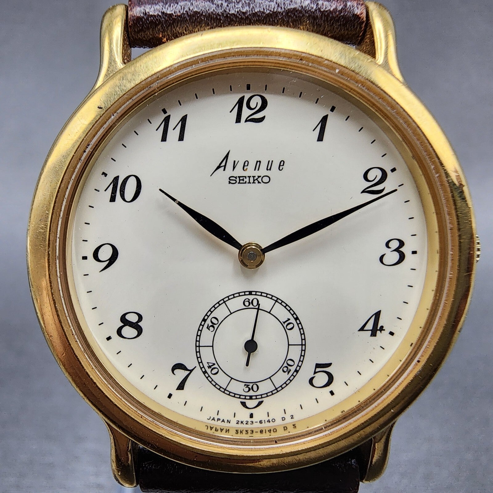 Seiko Avenue Watch Men 32mm White Dial gold Tone 2k236130 New Battery READ!!!!!1