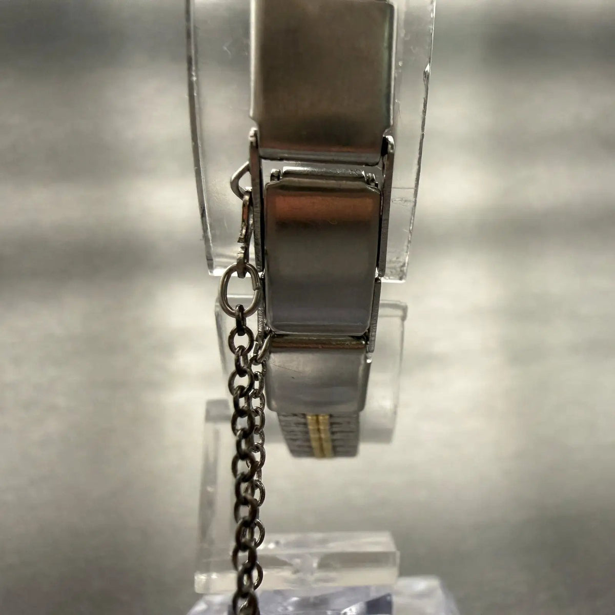 48306122