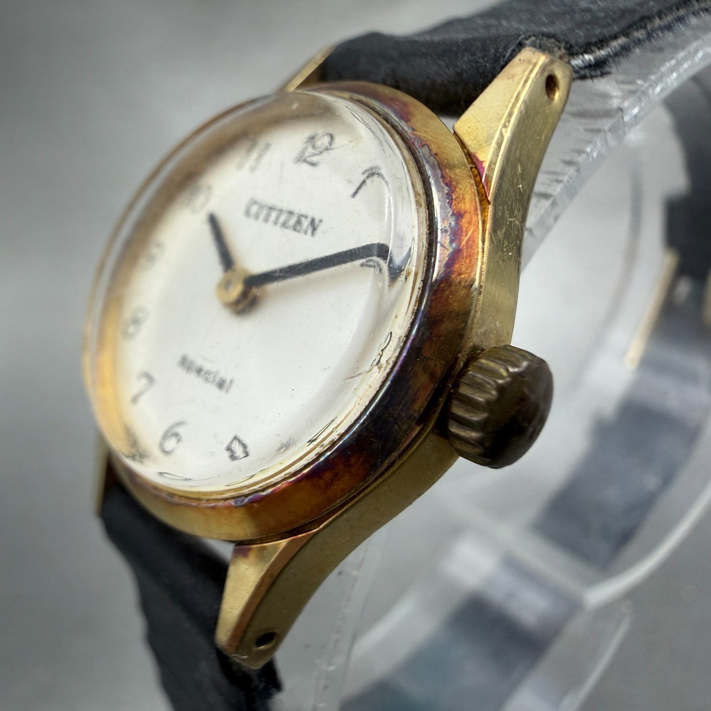 Citizen Special Watch Women 20mm White Dial Gold Tone Round Manual 4-672011 Run2