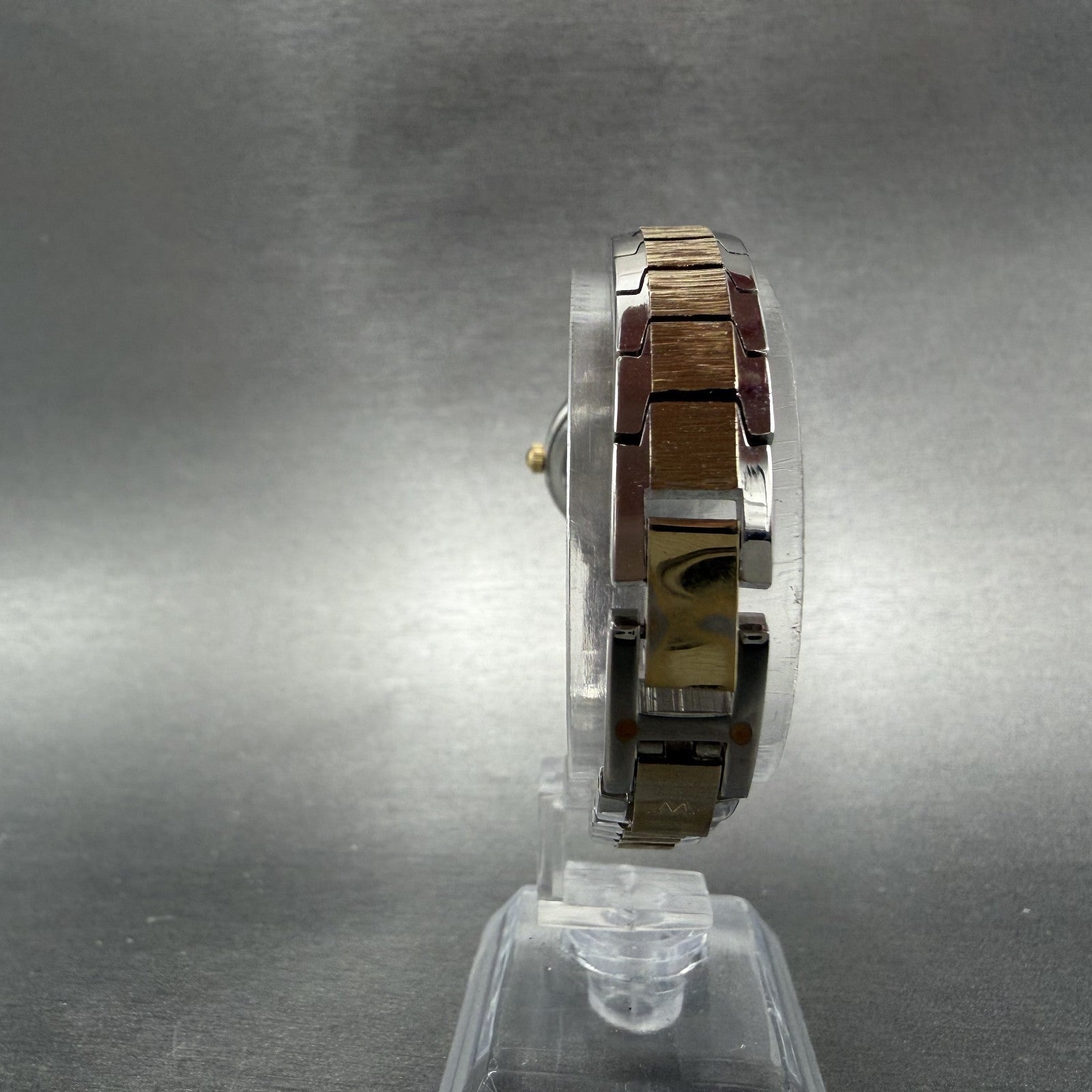 Waltham Watch Women 23mm MOP Dial Two Tone Round WAW041 New Battery8