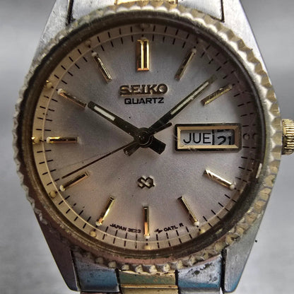 Seiko SQ Watch Women 24mm Silver Dial Two Tone Daydate Round 3E23-0A69 New Batt1