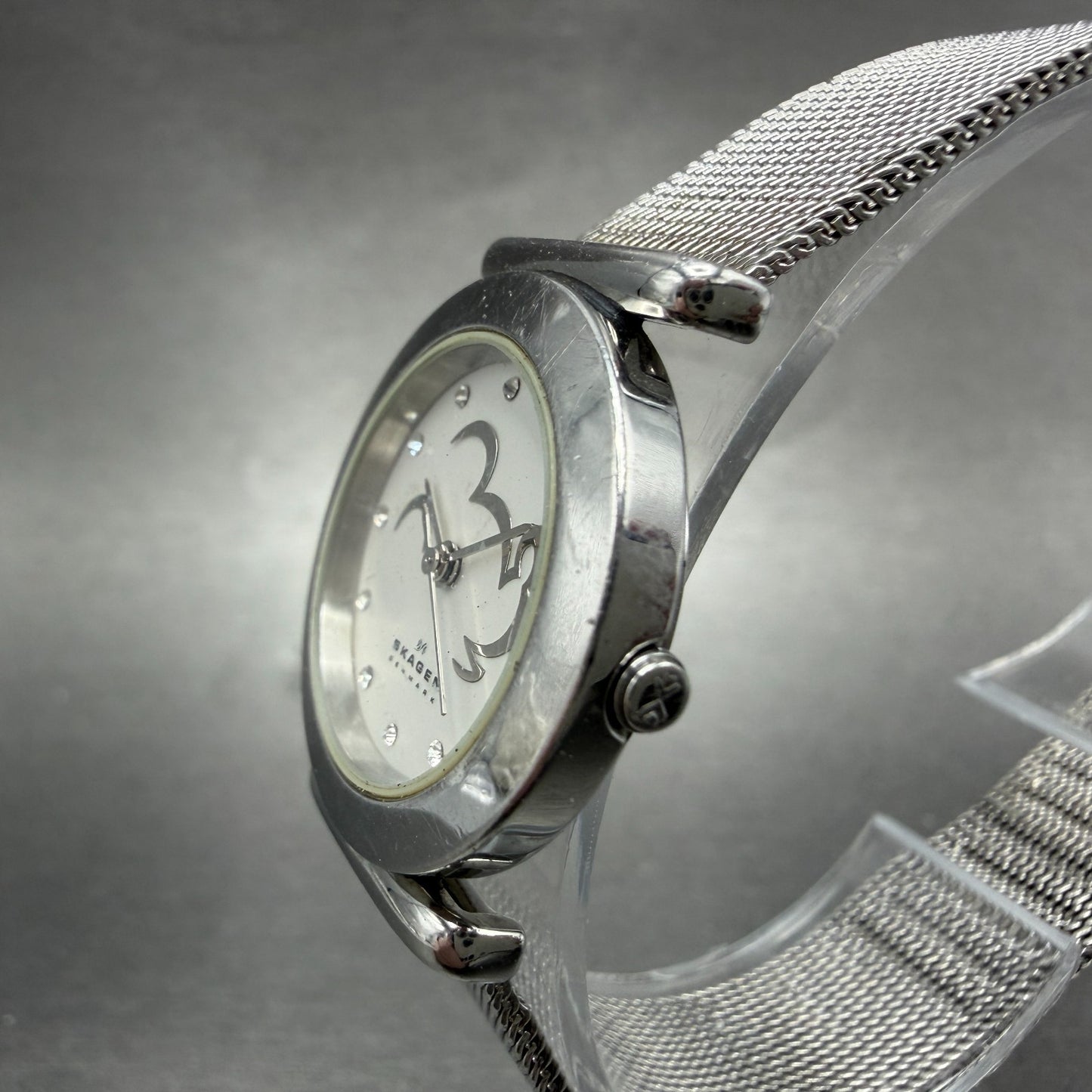 Skagen Mickey Mouse Watch Women 25mm White Dial Silver Tone Round New Battery2