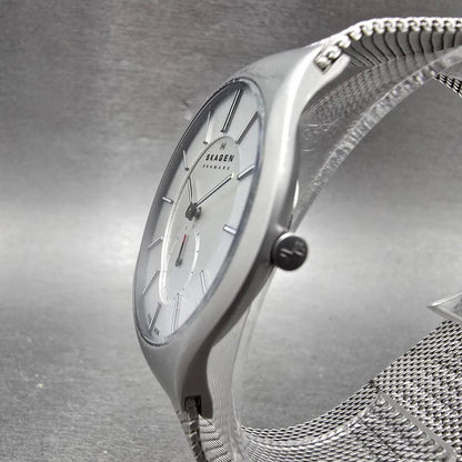 Skagen Watch Men 38mm Silver Dial Silver Tone Round 916XLSSS PARTS Small Seconds3