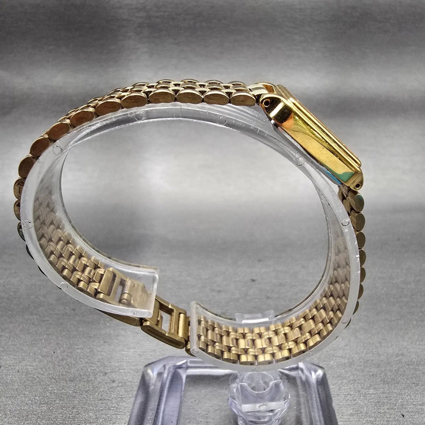Seiko Watch Women 17mm Gold Dial Gold Tone Rectangle 1N01-5E70 New Battery VTG8
