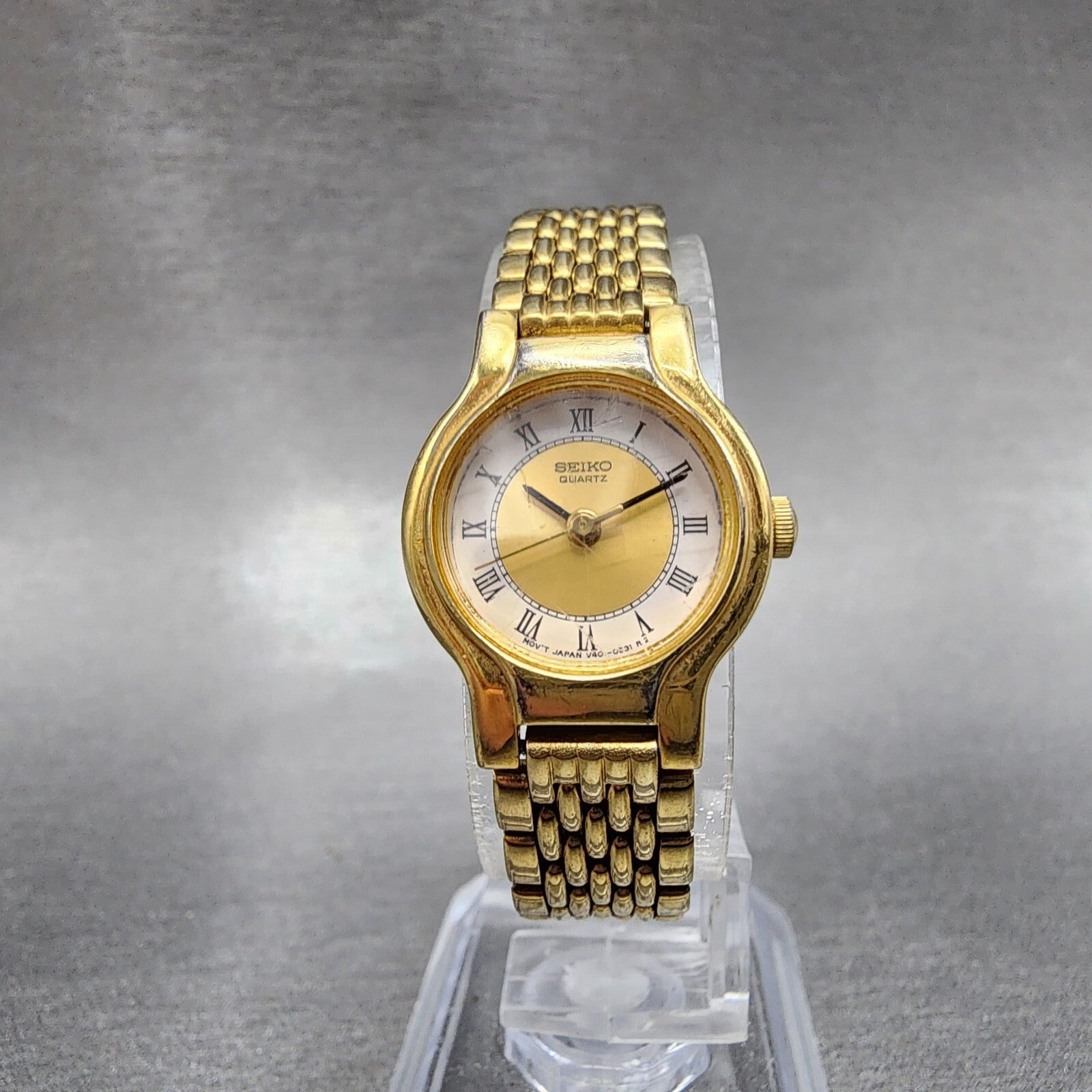 Seiko Watch Women 19mm White Dial Gold Tone Round V4010289 New Battery4