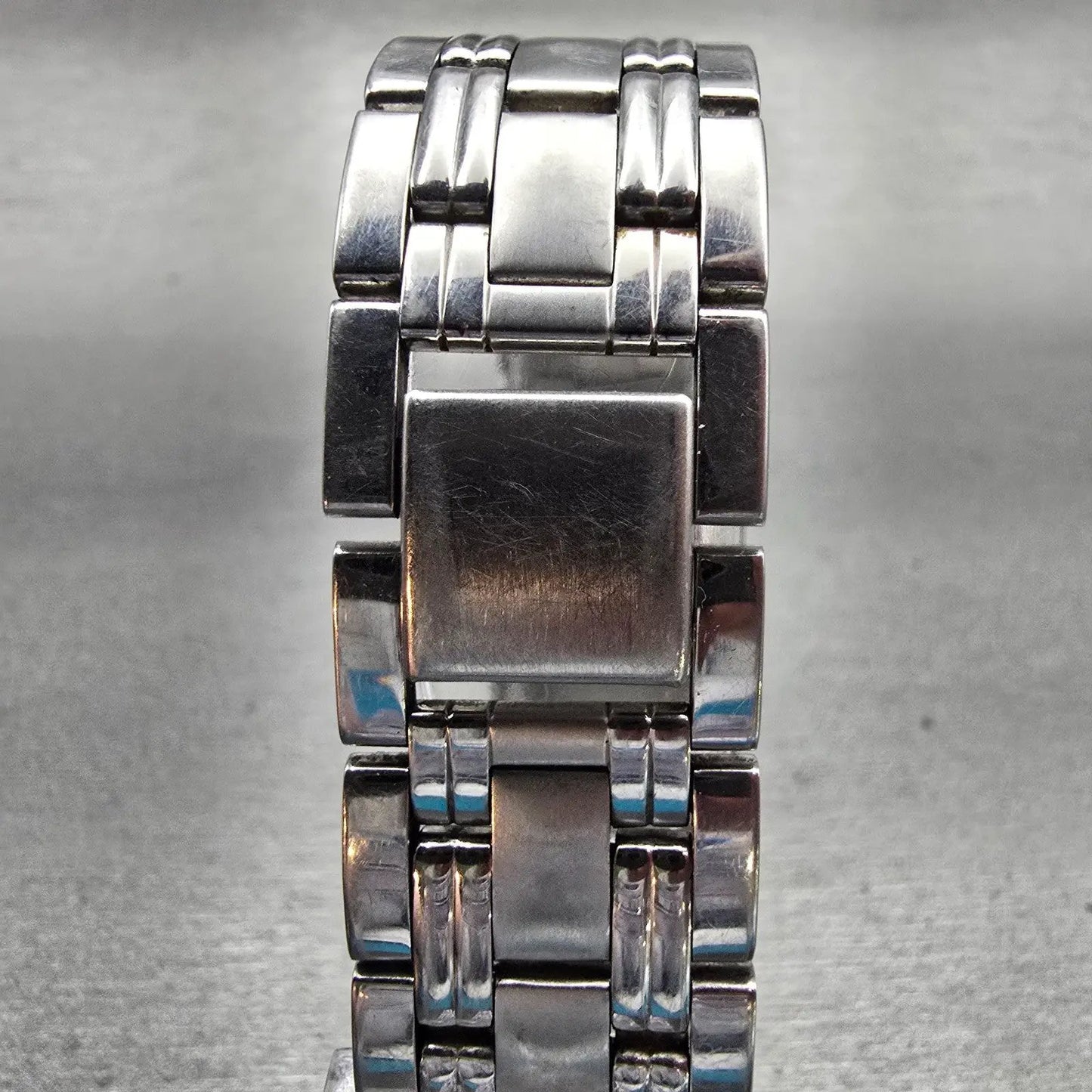 Citizen Watch Men 24mm White Dial Silver Tone Date Rectangle 1020-R30436 New Bat7