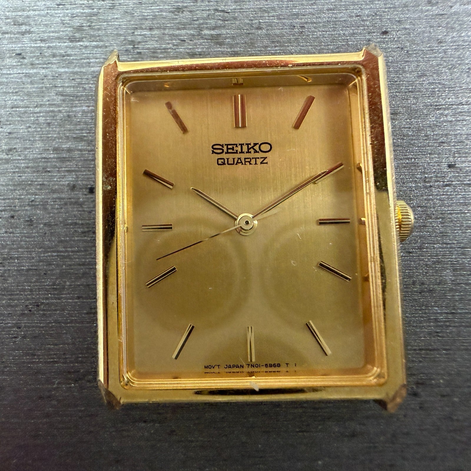Seiko Tank Watch Men 25mm Champagne Dial Gold Tone Rectangle 7N01-5B40 PARTS2