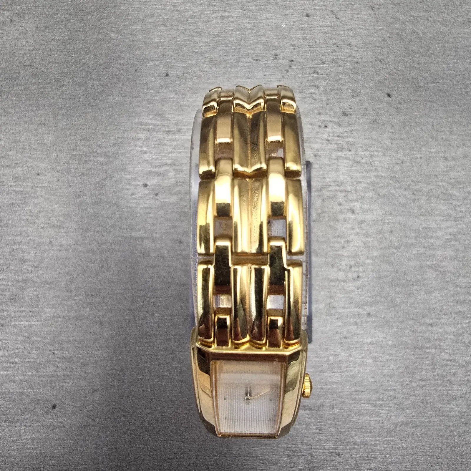 Seiko Watch Women 15mm White Dial Gold Tone Rectangle 4N00-7089 New Battery VTG4