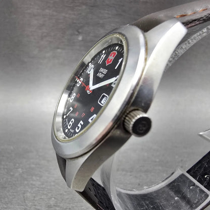Victorinox Swiss Army Garrison Watch Women 34mm Black Dial Steel Date New Batt D2