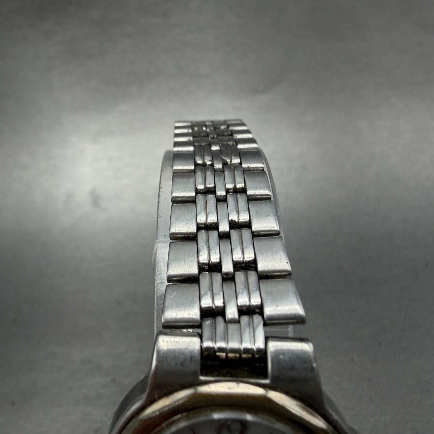 Citizen Eco-Drive Watch Women 26mm Gray Dial Steel Daydate E000-K003342 Runs4