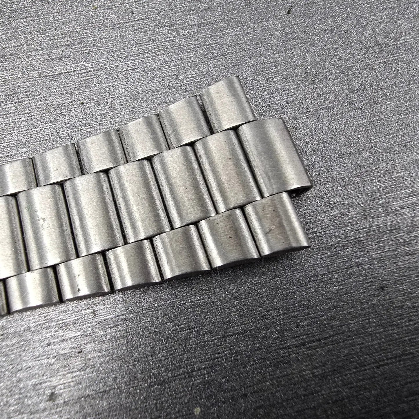 Seiko  Bracelet 20mm Stainless Steel Silver Tone Tri Folding Clasp VTG Japan4