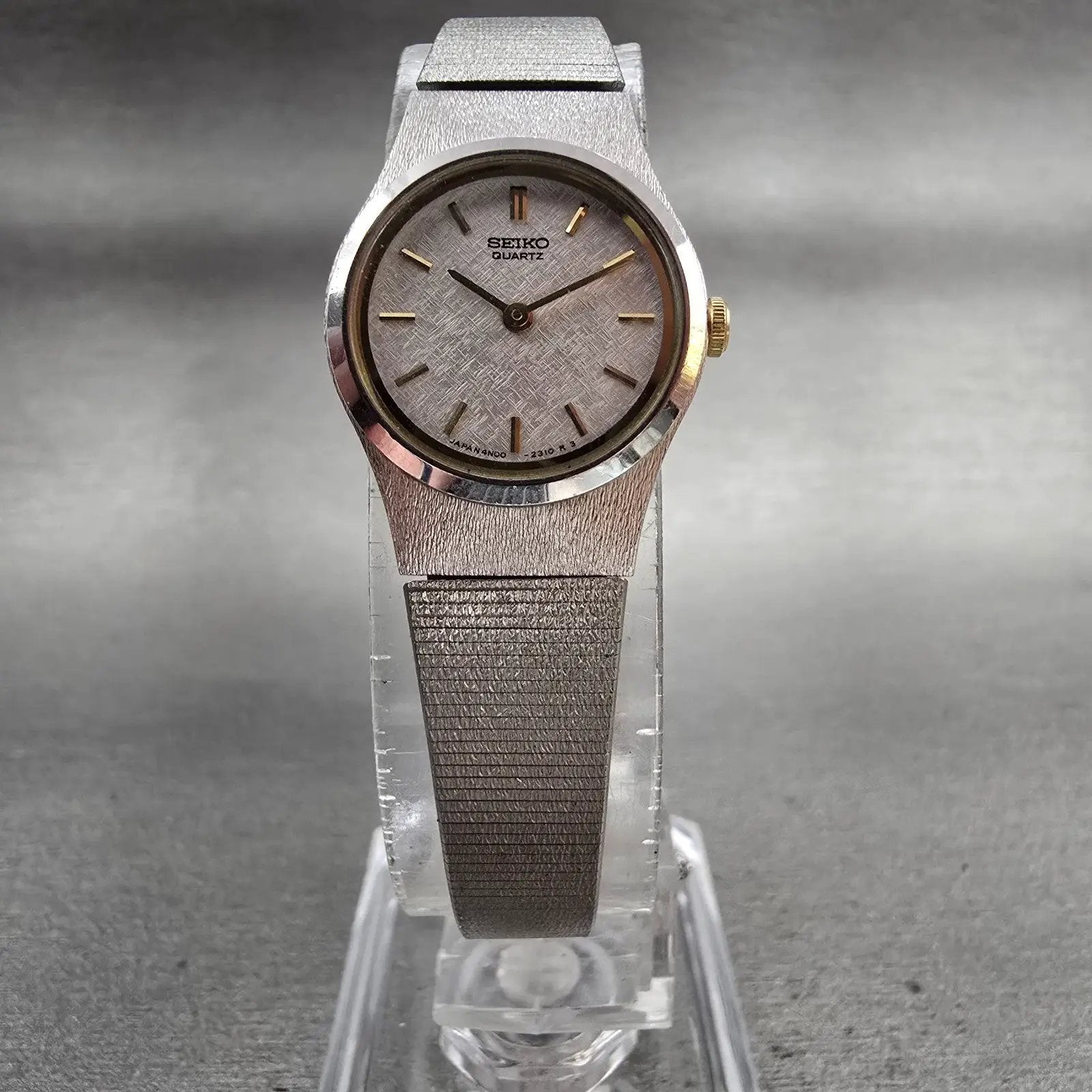 Seiko Watch Women 19mm Silver Dial Silver Tone Round 4N00-0700 New Battery VTG5