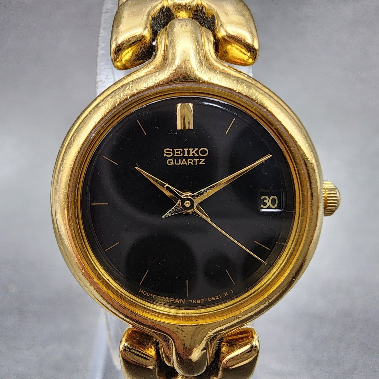 Seiko Watch Women 23mm Black Dial Gold Tone Date Round 7N820248 New Battery1