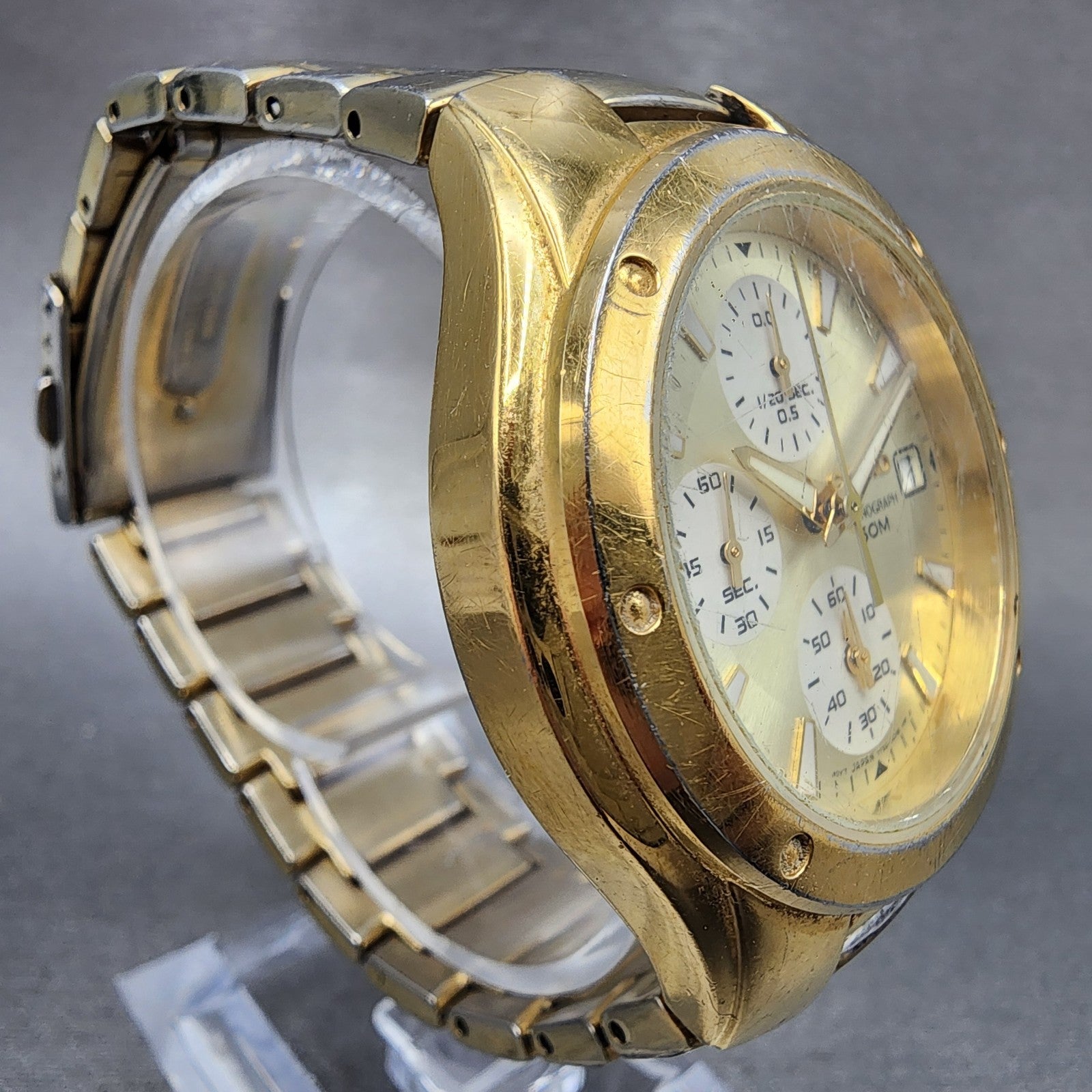 Seiko Chronograph Watch Men 39mm Champagne Dial Gold Tone Date New Battery3