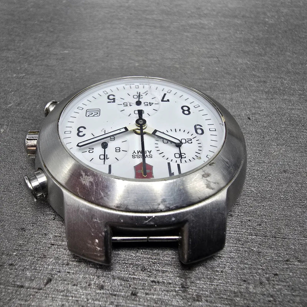Victorinox Swiss Army Maverick chronograph Watch Men 42mm White Dial Steel Works4