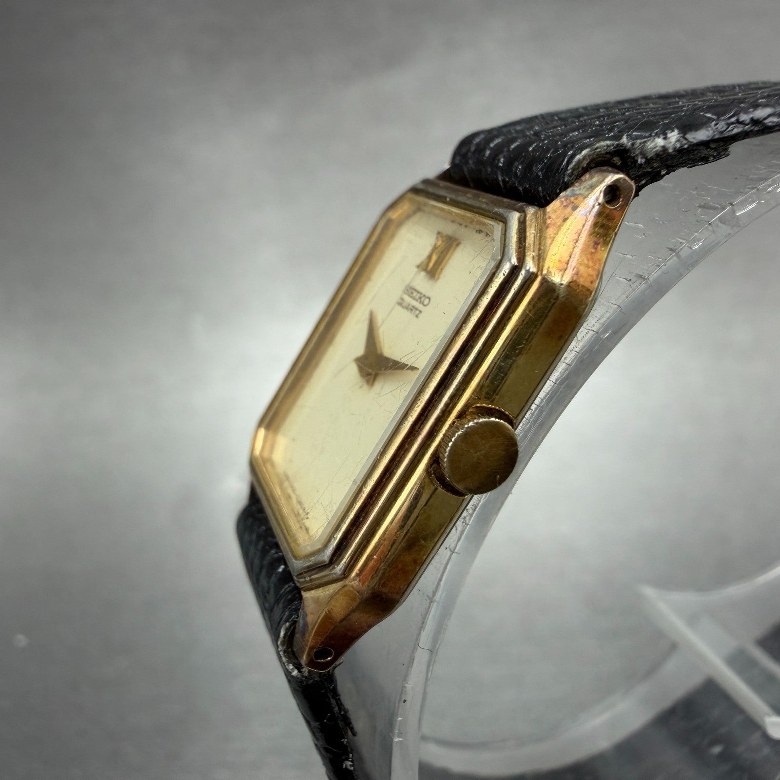 Seiko tank Watch Women 19mm Cream Dial Gold Tone Rectangle 1400-8030 New Battery2
