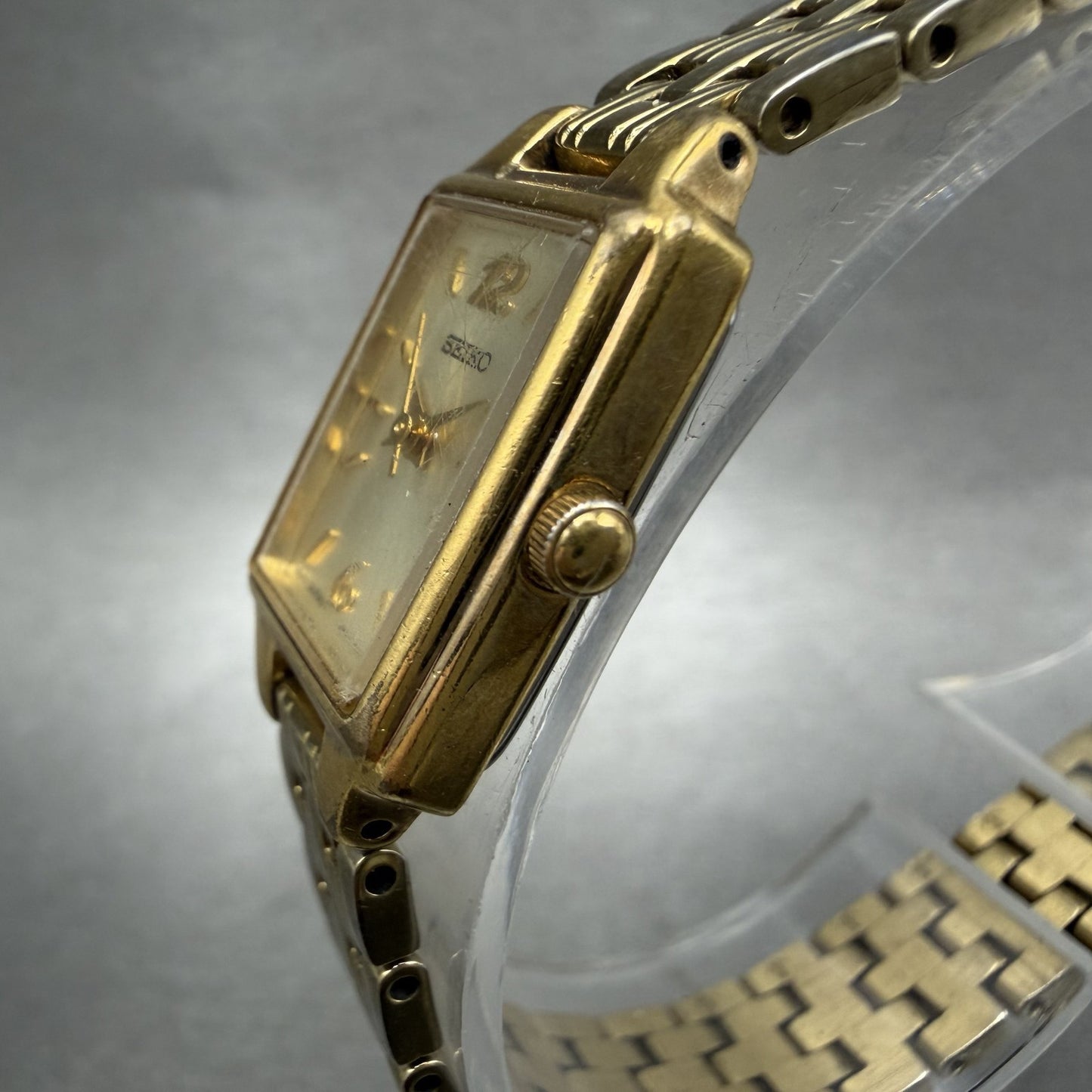 Seiko Tank Watch Women 16mm Champagne Dial Gold Tone 1N01-0FH0 New Battery ZYX22