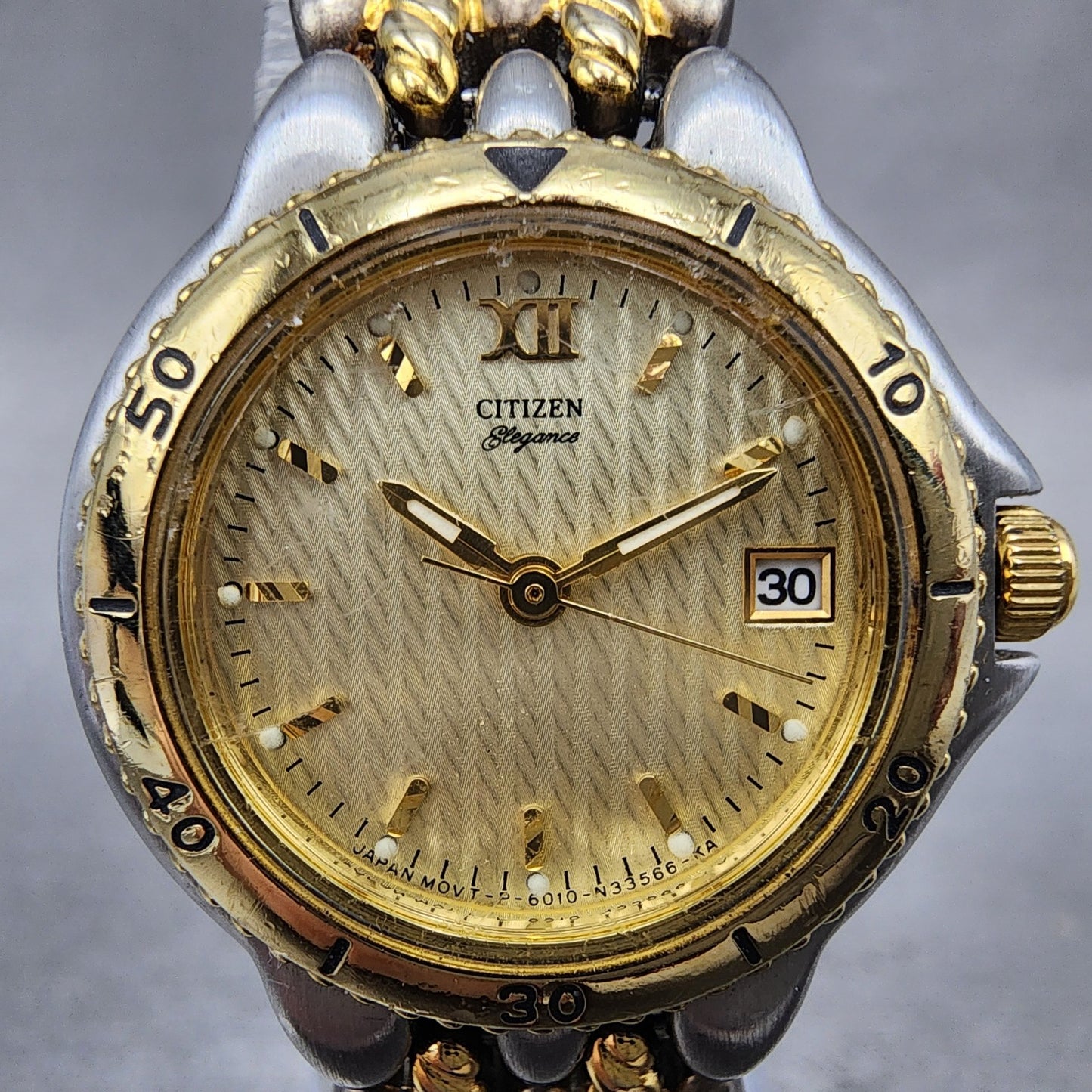 Citizen Elegance Watch Women 25mm Champagne Dial Two Tone Round New Battery0