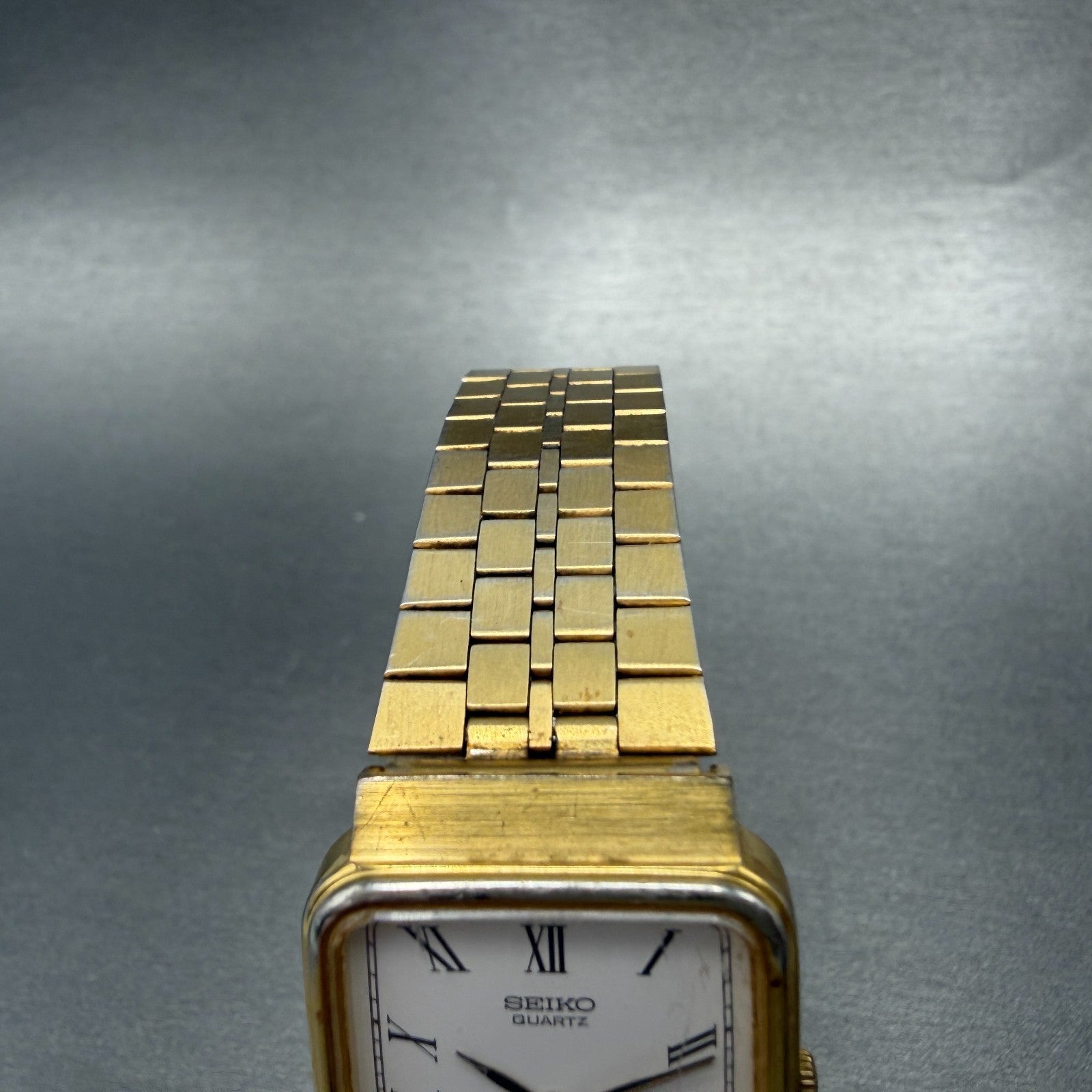 Seiko SX Tank Watch Men 25mm White Dial Gold Tone 8Y21-5070 New Battery Vintage4