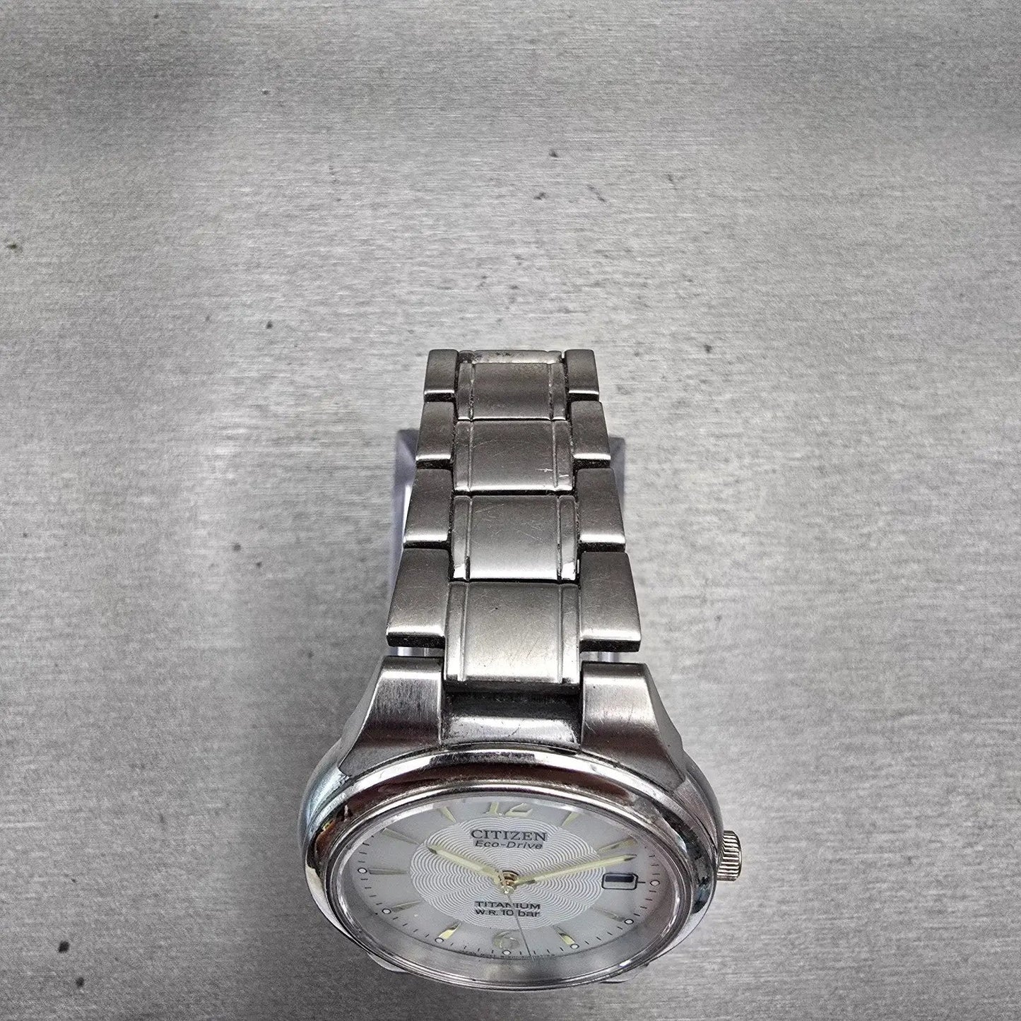 Citizen Eco-Drive Watch Men 36mm White Dial Titanium Date E111-S036461 Works4