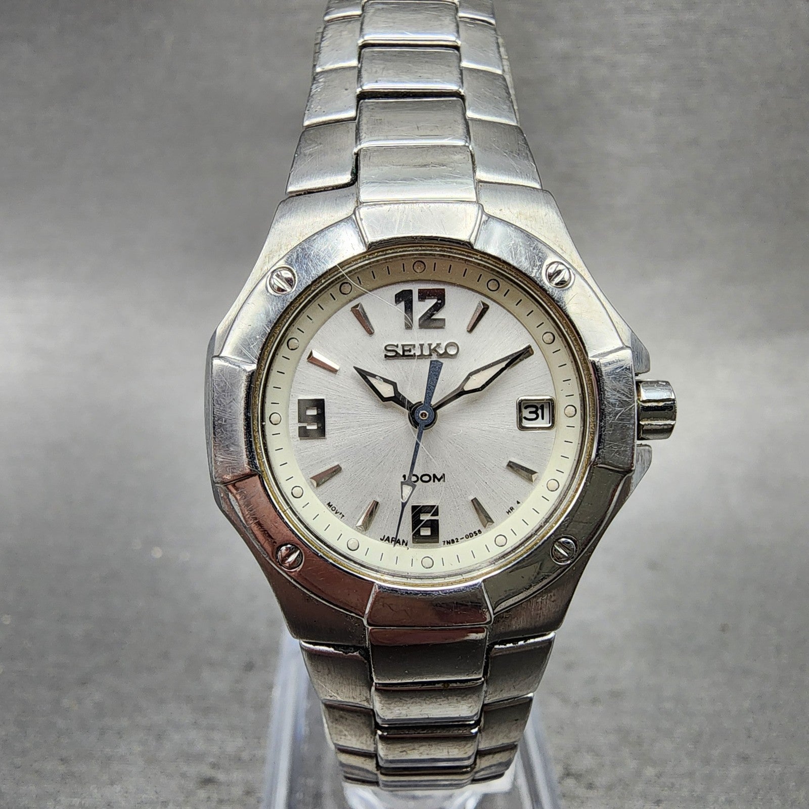 Seiko Watch Women 26mm White Dial Silver Tone Date Round 7N820BE0 New Battery0