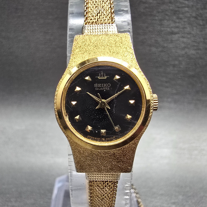 Seiko Watch Women 20mm Black Dial Gold Tone Round 8Y21-0020 New Battery Vintage0