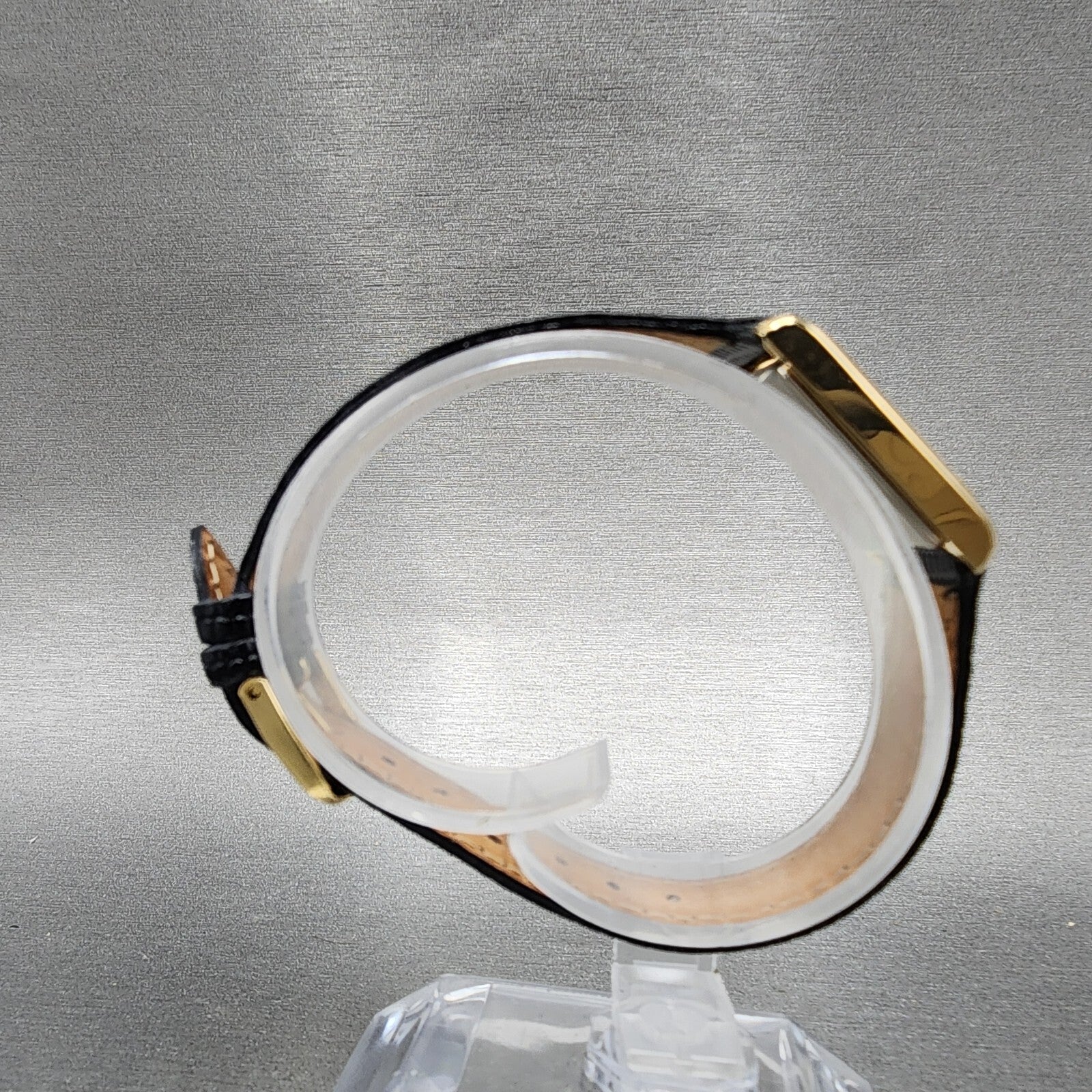 Seiko Tank Watch Women 18mm Gold Dial Gold Tone Rectangle 1N005B50 New Battery8