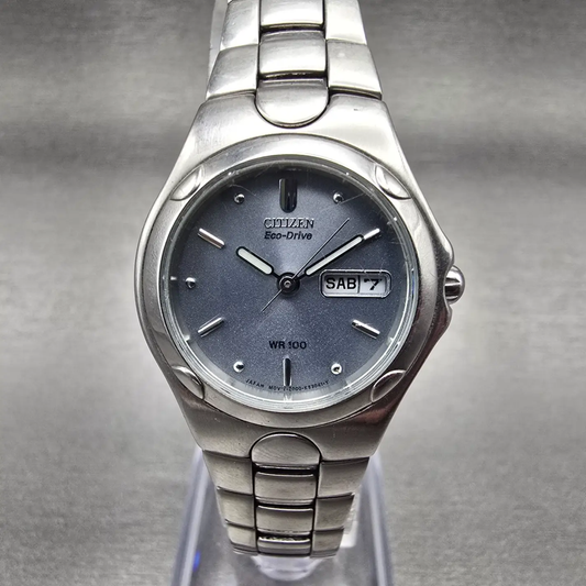 Citizen Eco-Drive Watch Women 25mm Gray Dial Silver Daydate E001-K17580 Works0