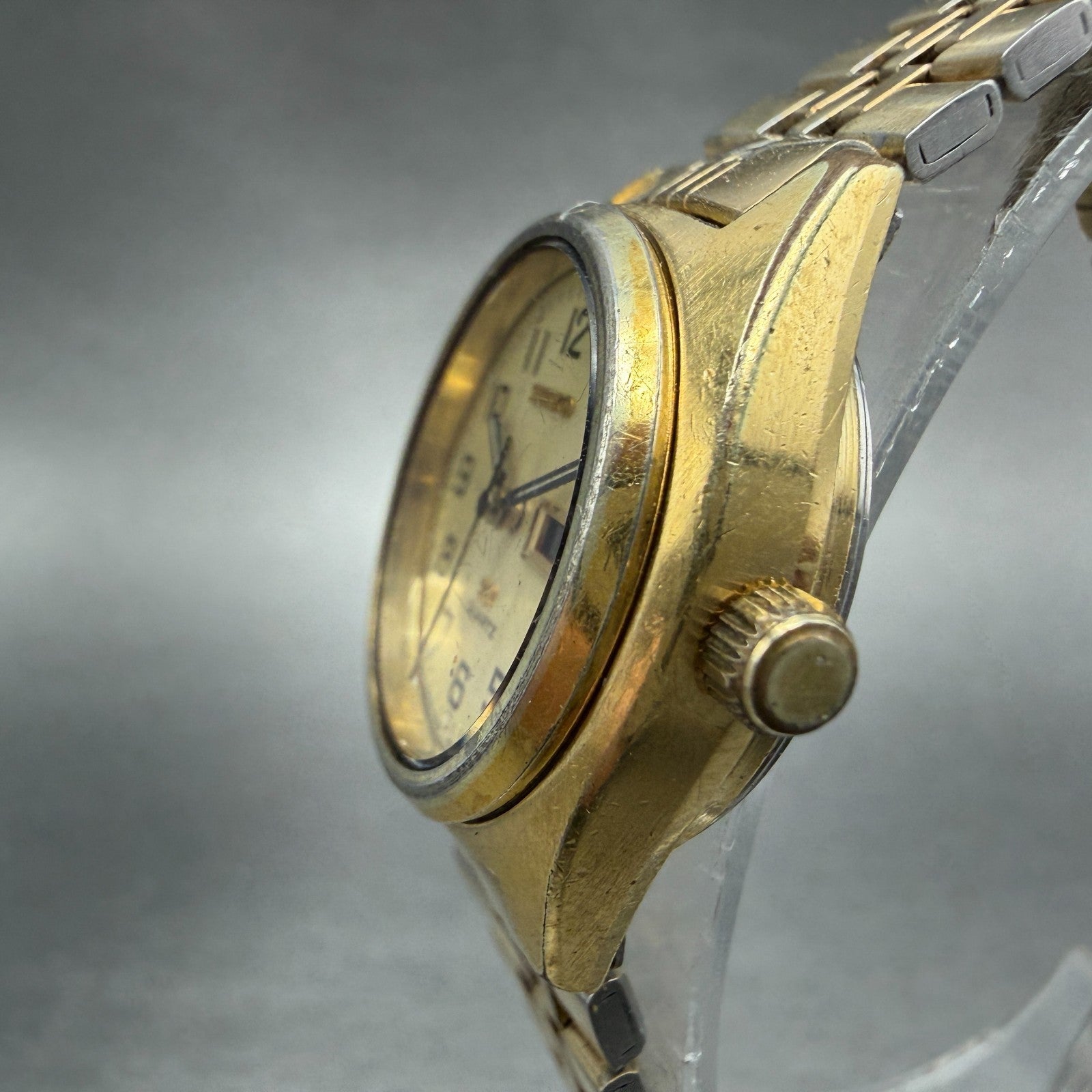 Seiko SQ Watch Women 25mm Champagne Dial Gold Tone Daydate Round New Battery2