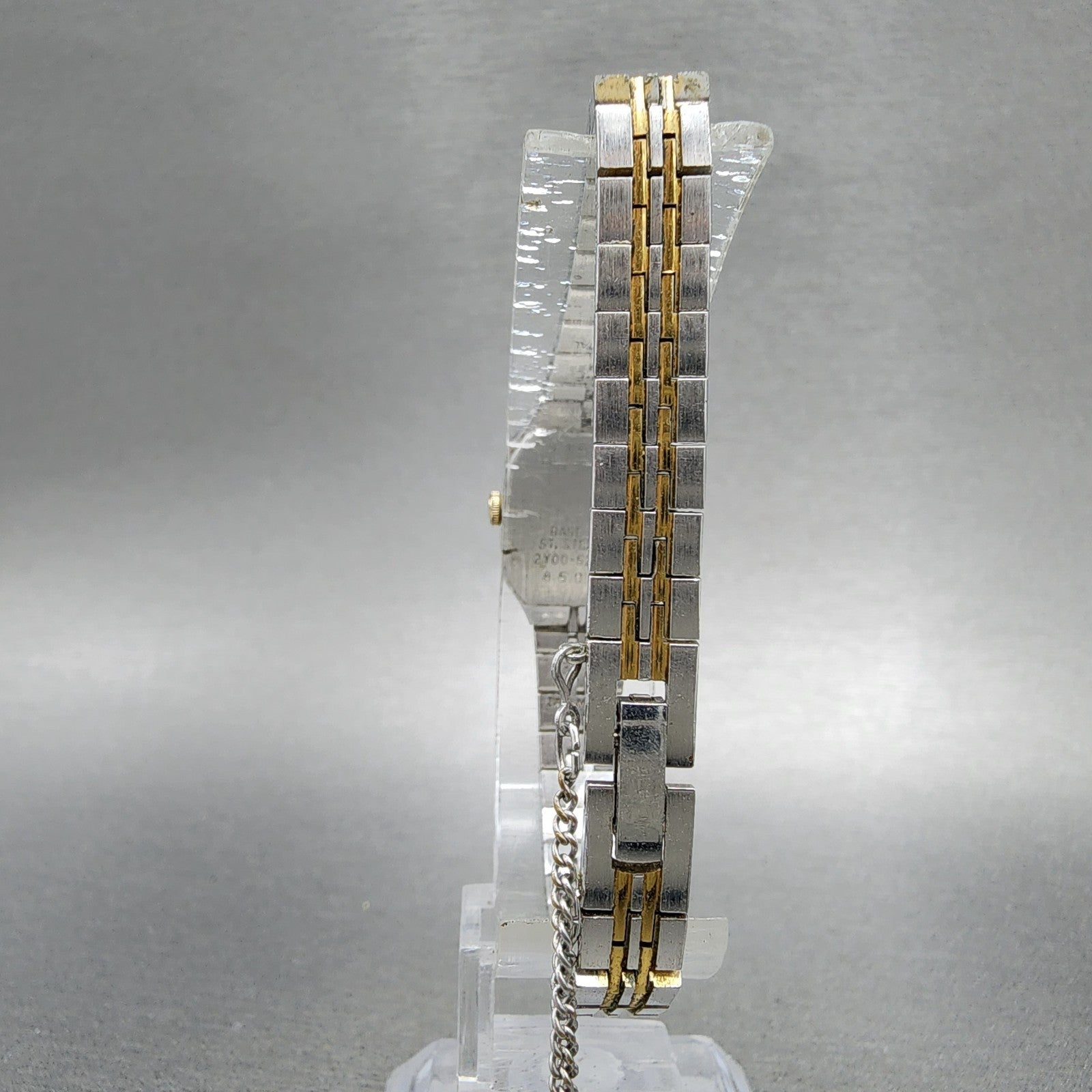Seiko Watch Women 17mm Silver Dial Two Tone Rectangle 2Y005279 New Battery7