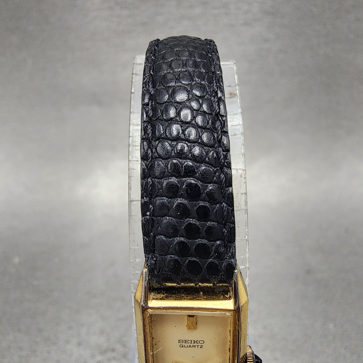 Seiko Tank Watch Women 13mm Cream Dial Gold Tone Rectangle 13205939 New Battery4