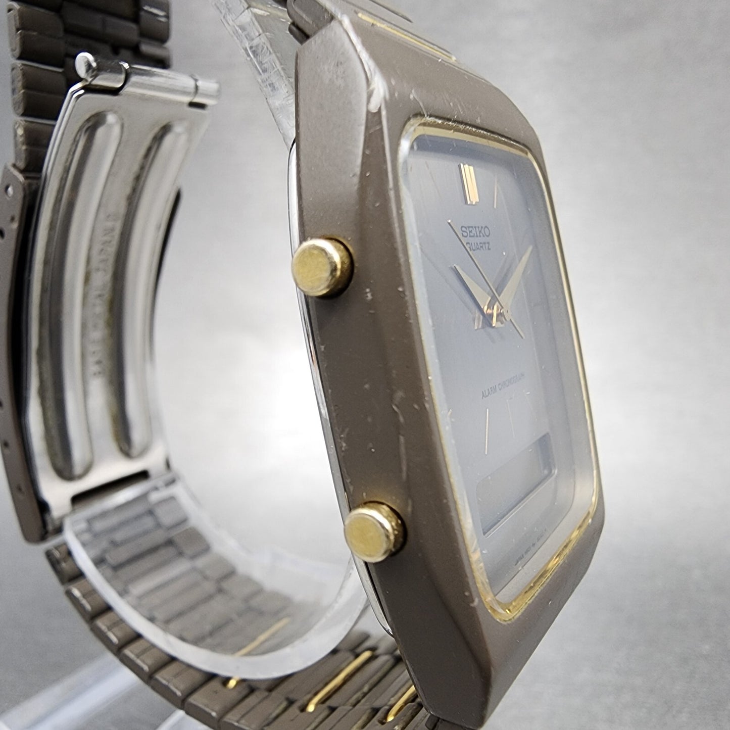 Seiko Analog Digital Watch Men 30mm Silver Dial Two Tone H601-5039 PARTS